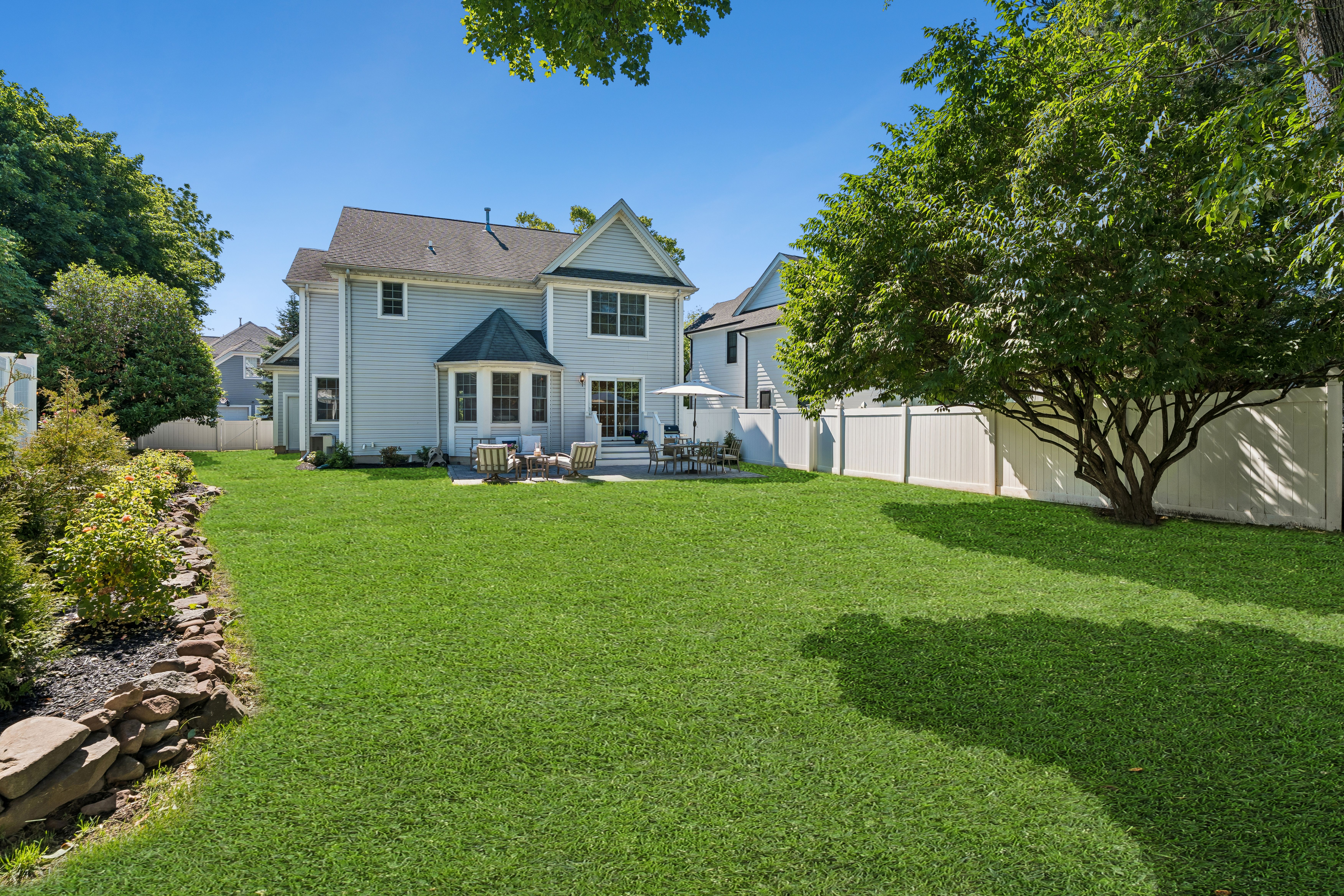 7 Holly Court 