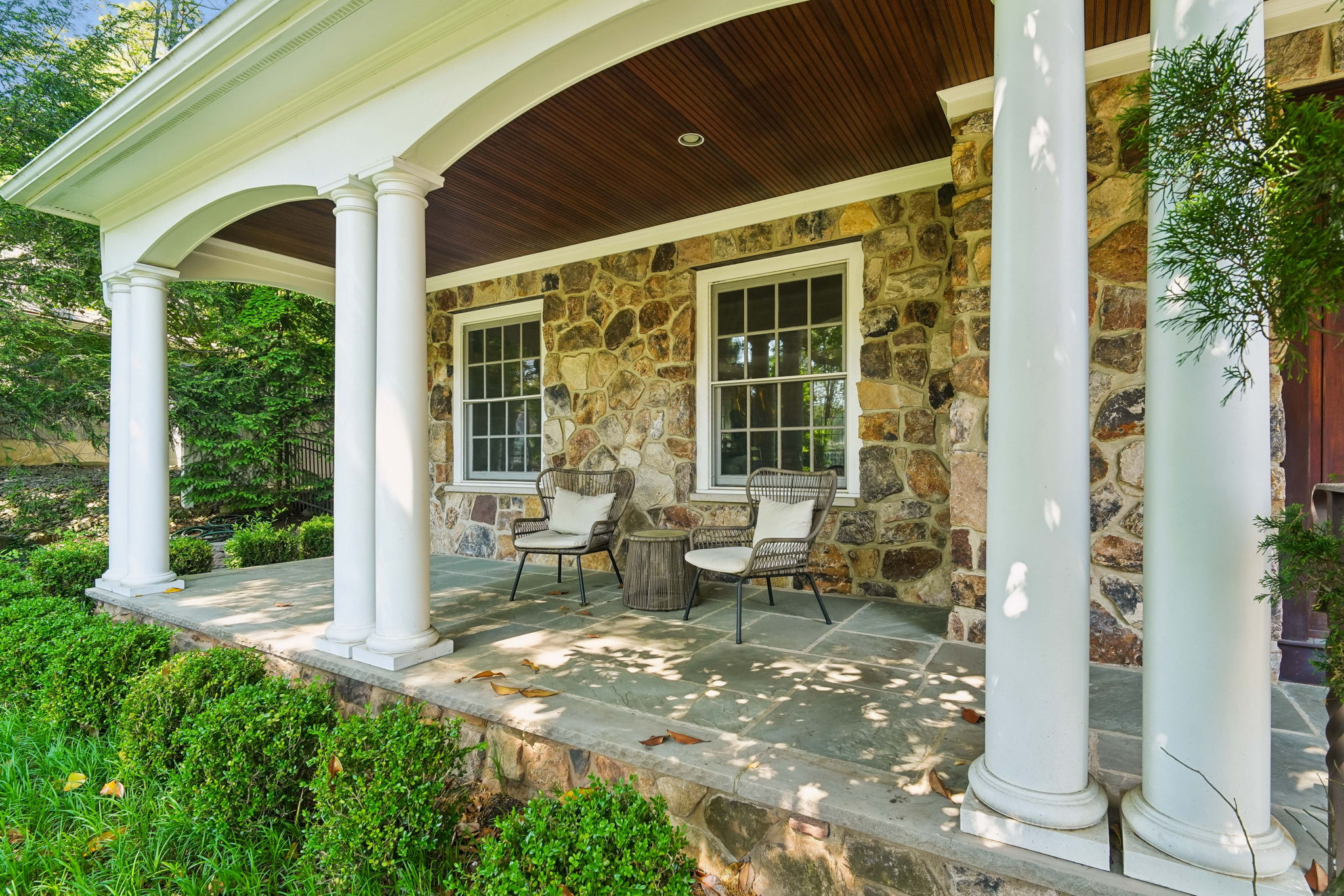 19 Hilltop Road 