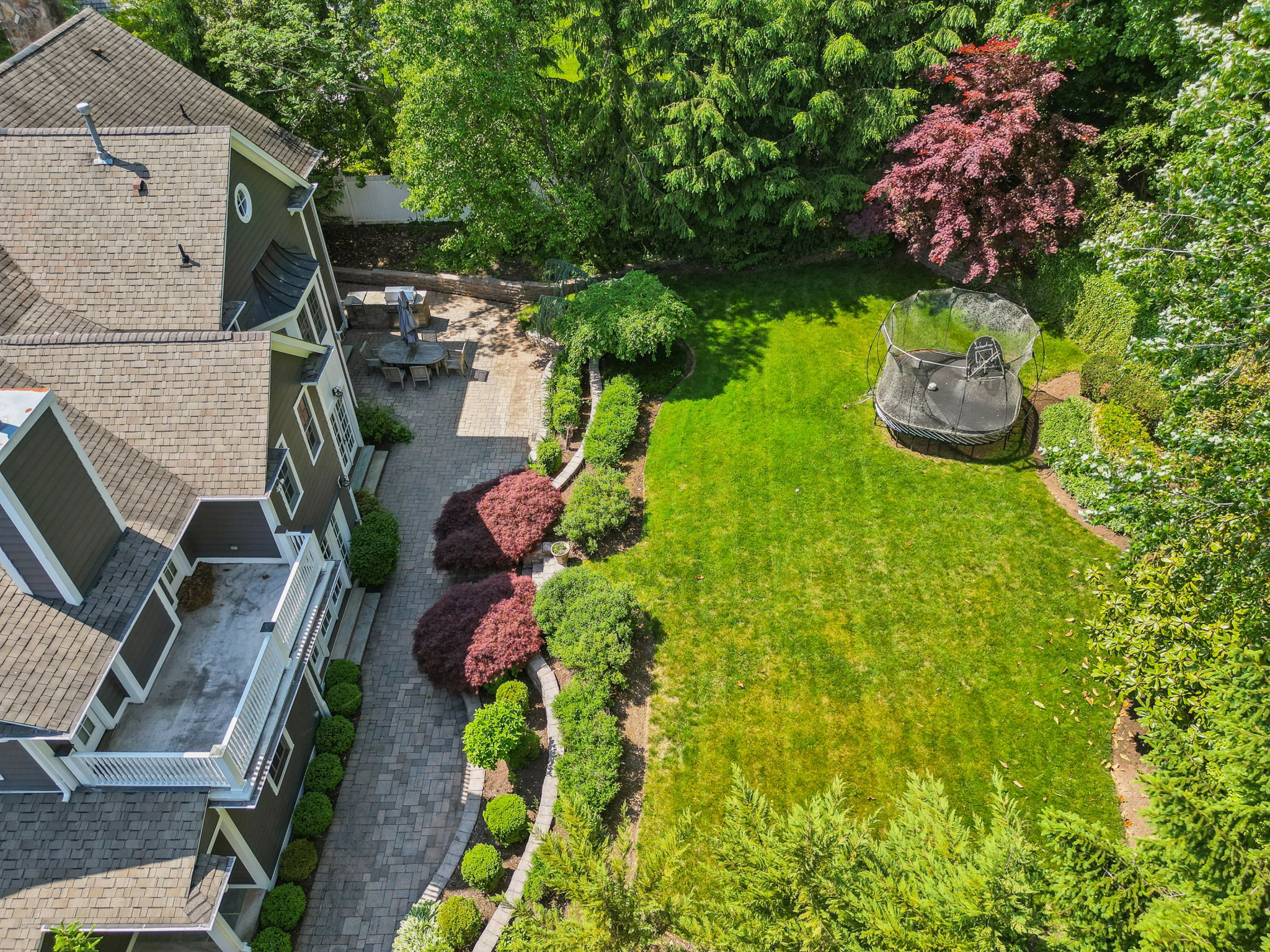19 Hilltop Road 