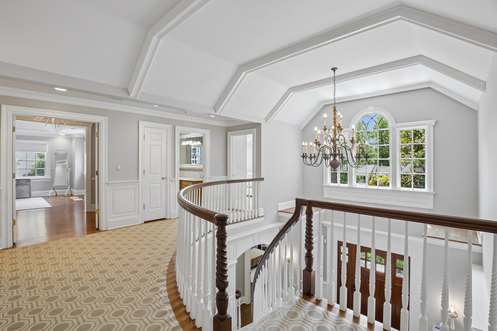 19 Hilltop Road 