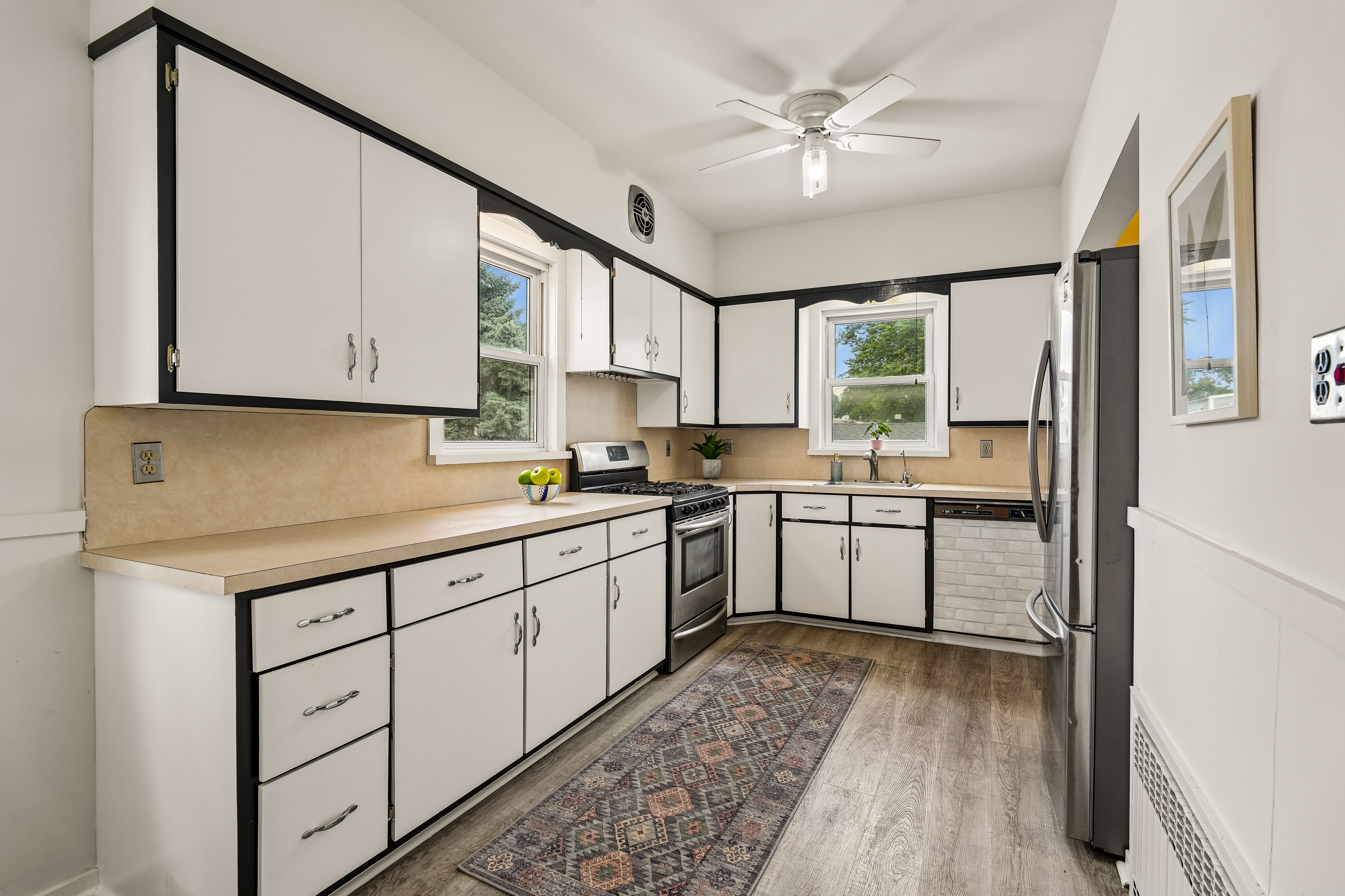 128 Stevens Place 