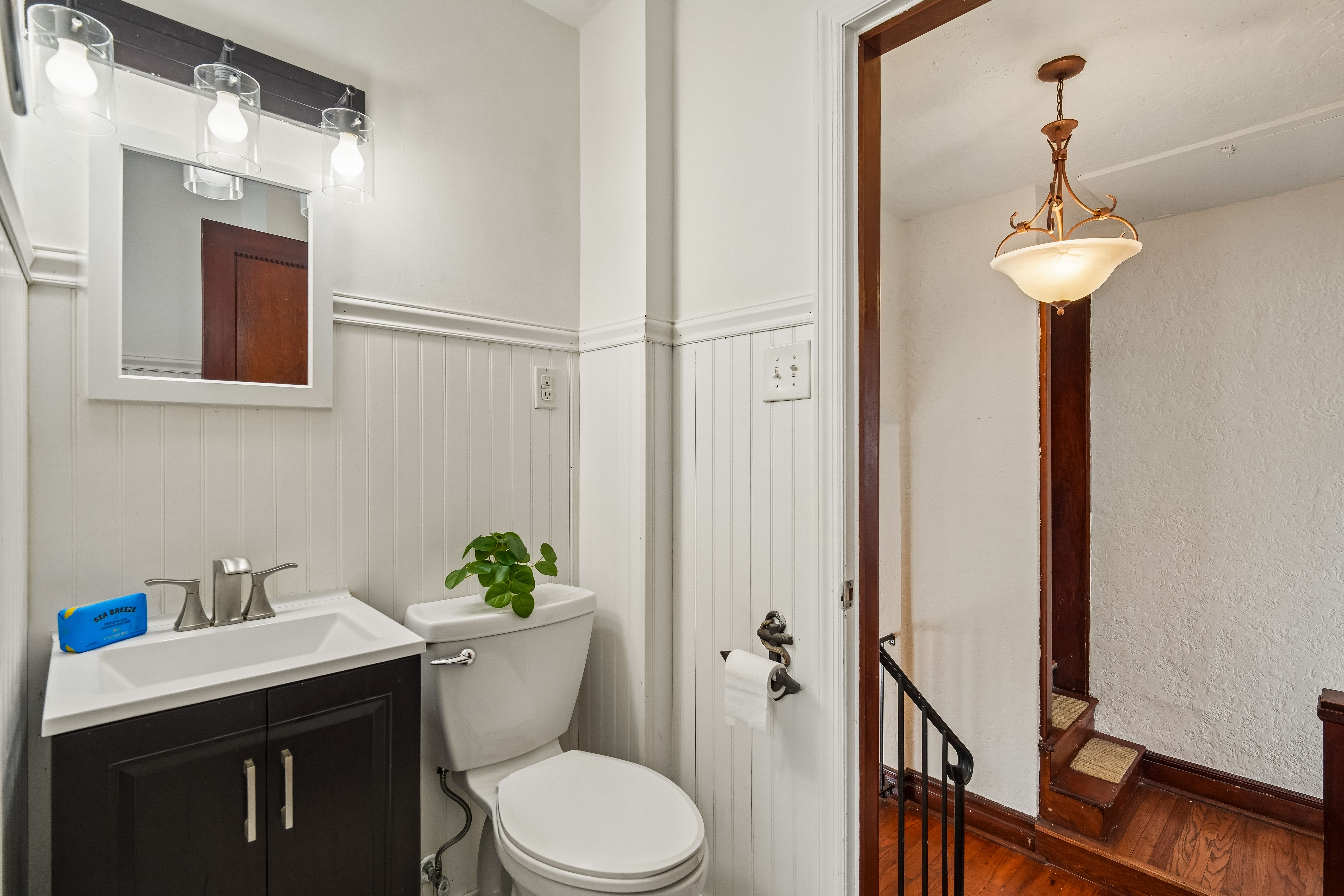 128 Stevens Place 