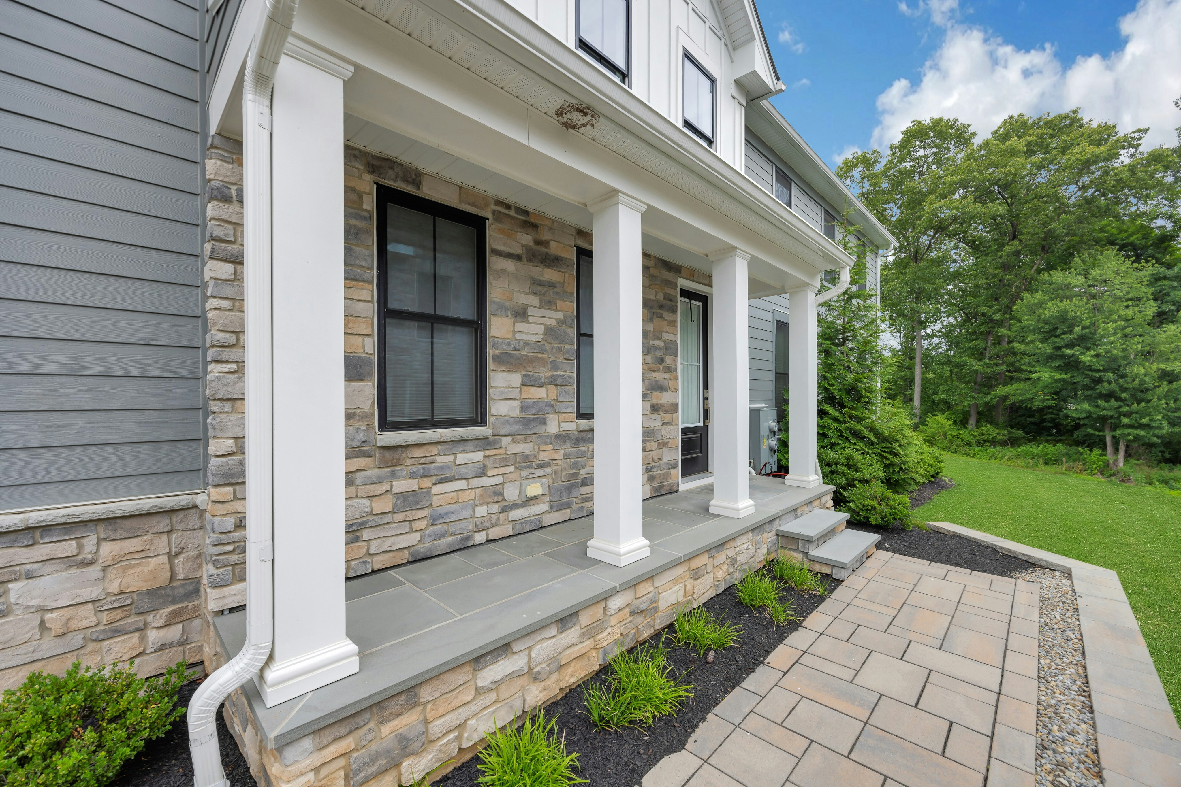 63 Samuel Way 