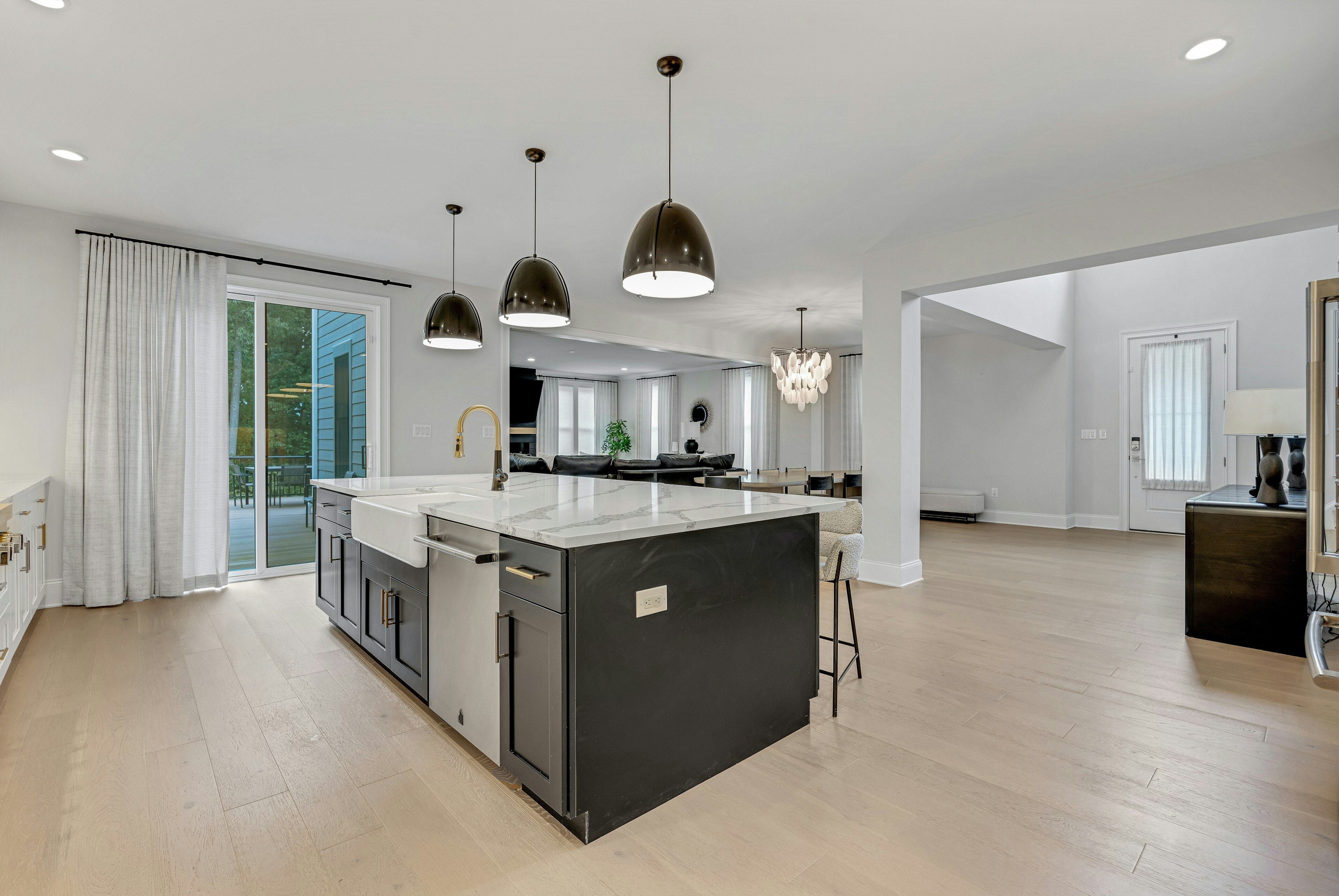 63 Samuel Way 