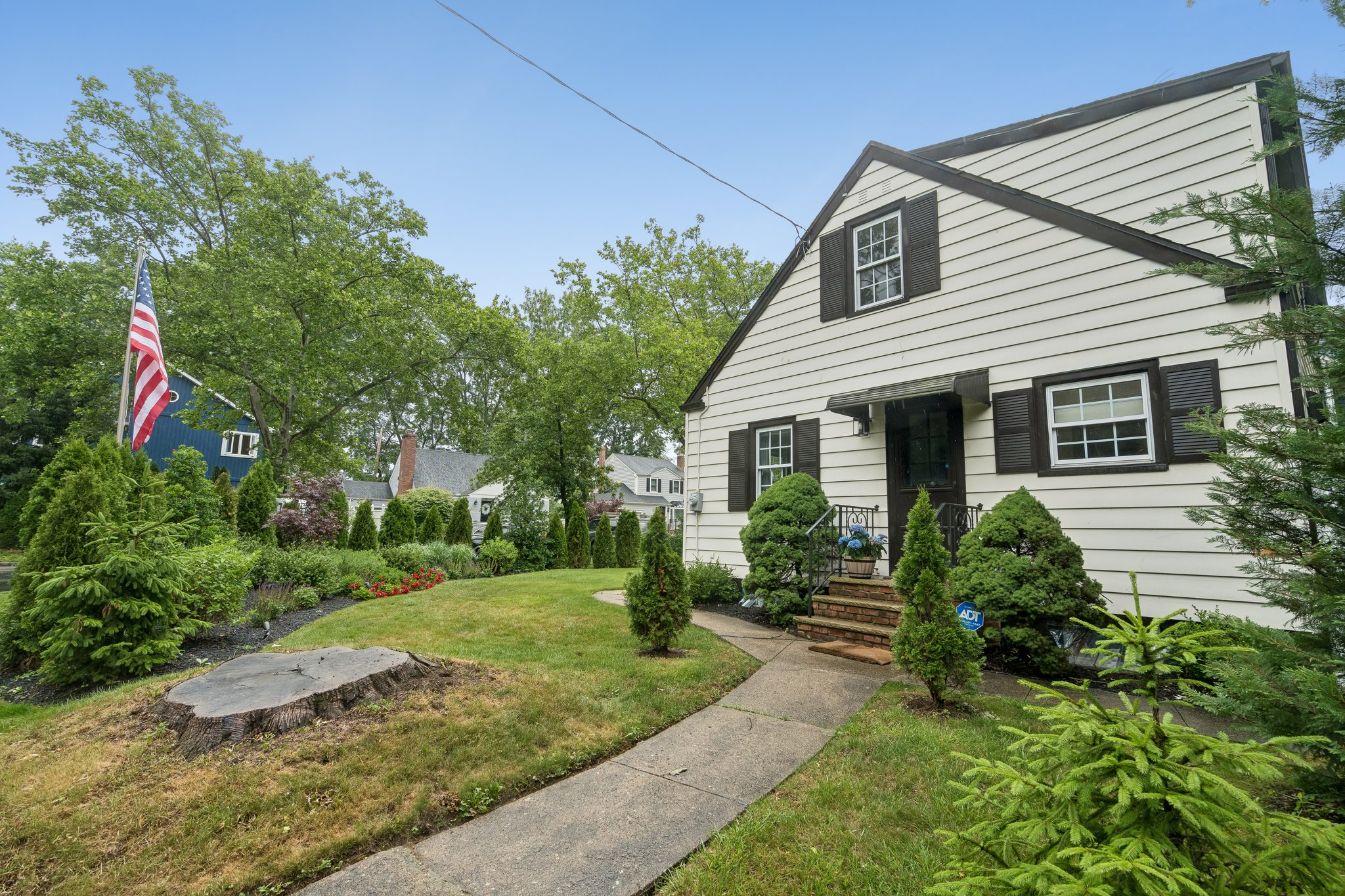 24 Iris Road 