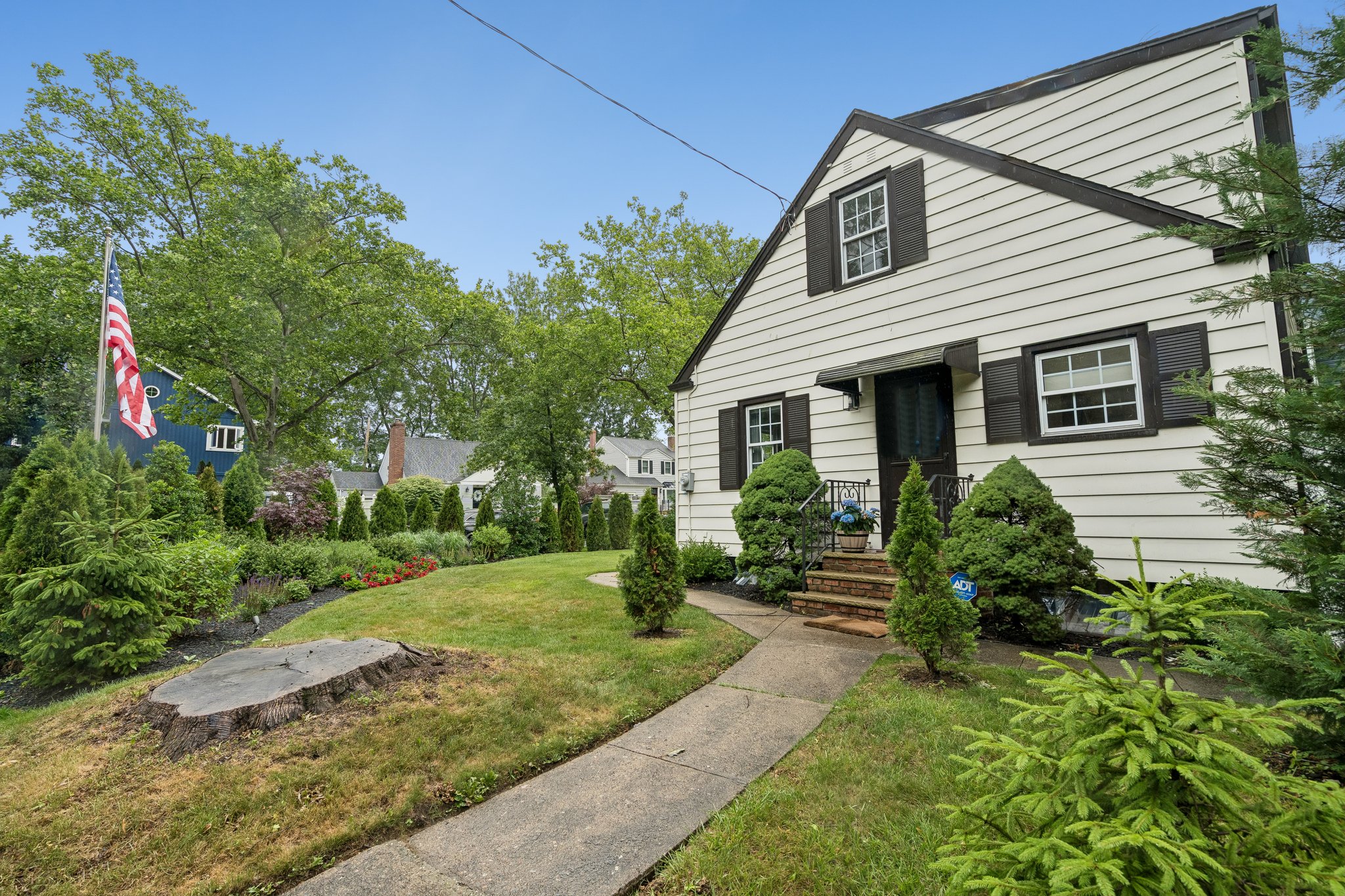 24 Iris Road 