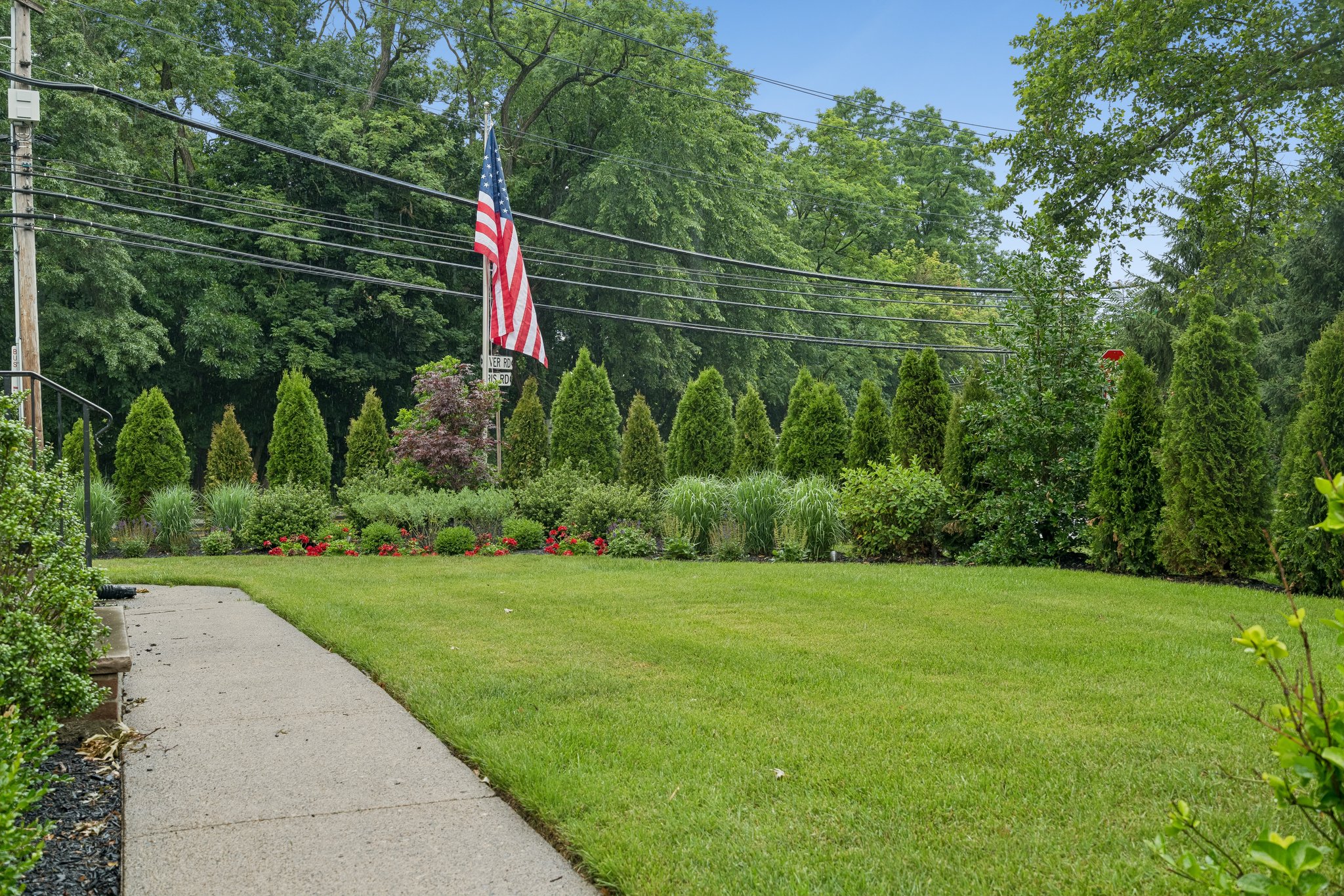 24 Iris Road 
