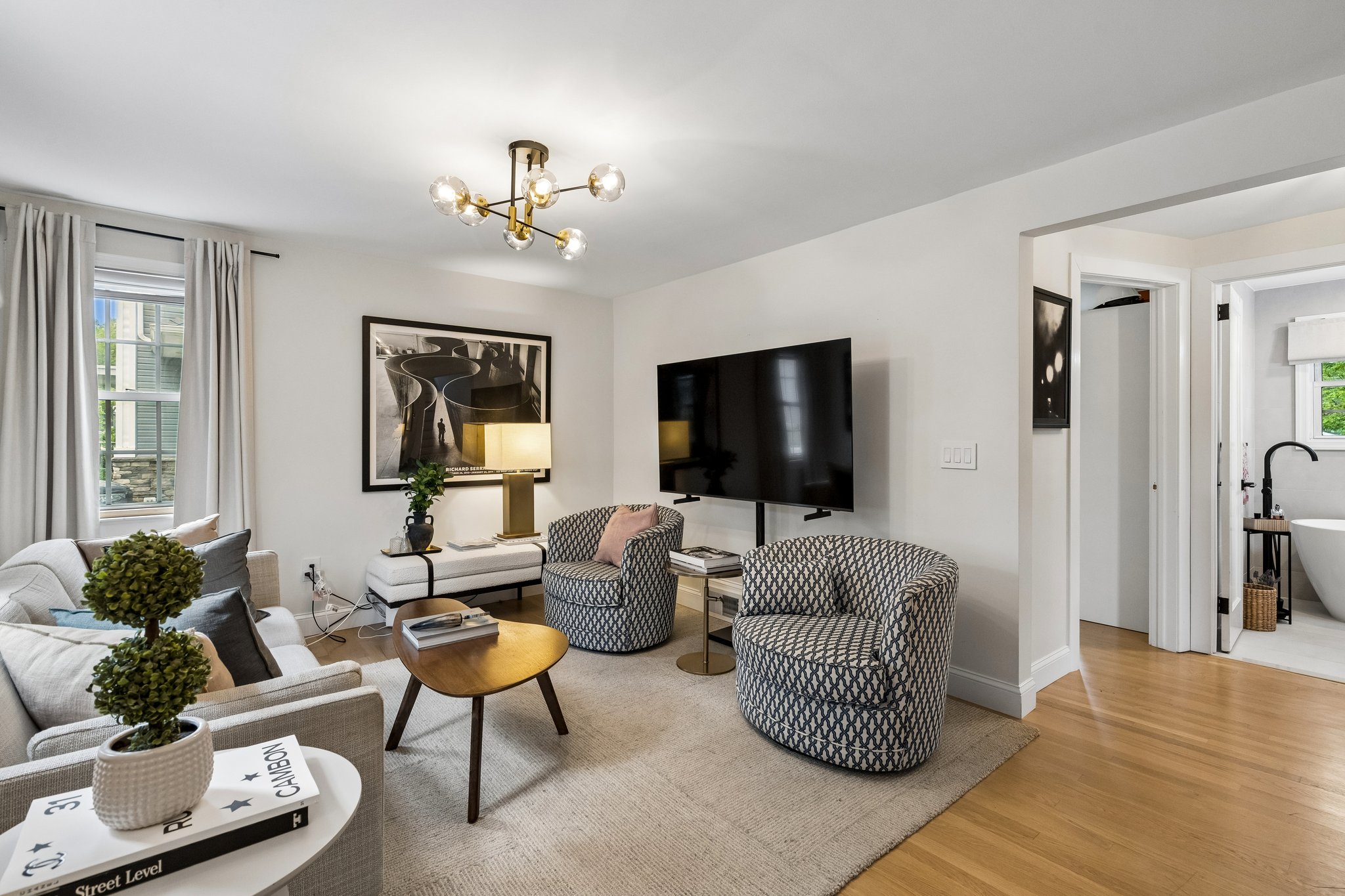 24 Iris Road 