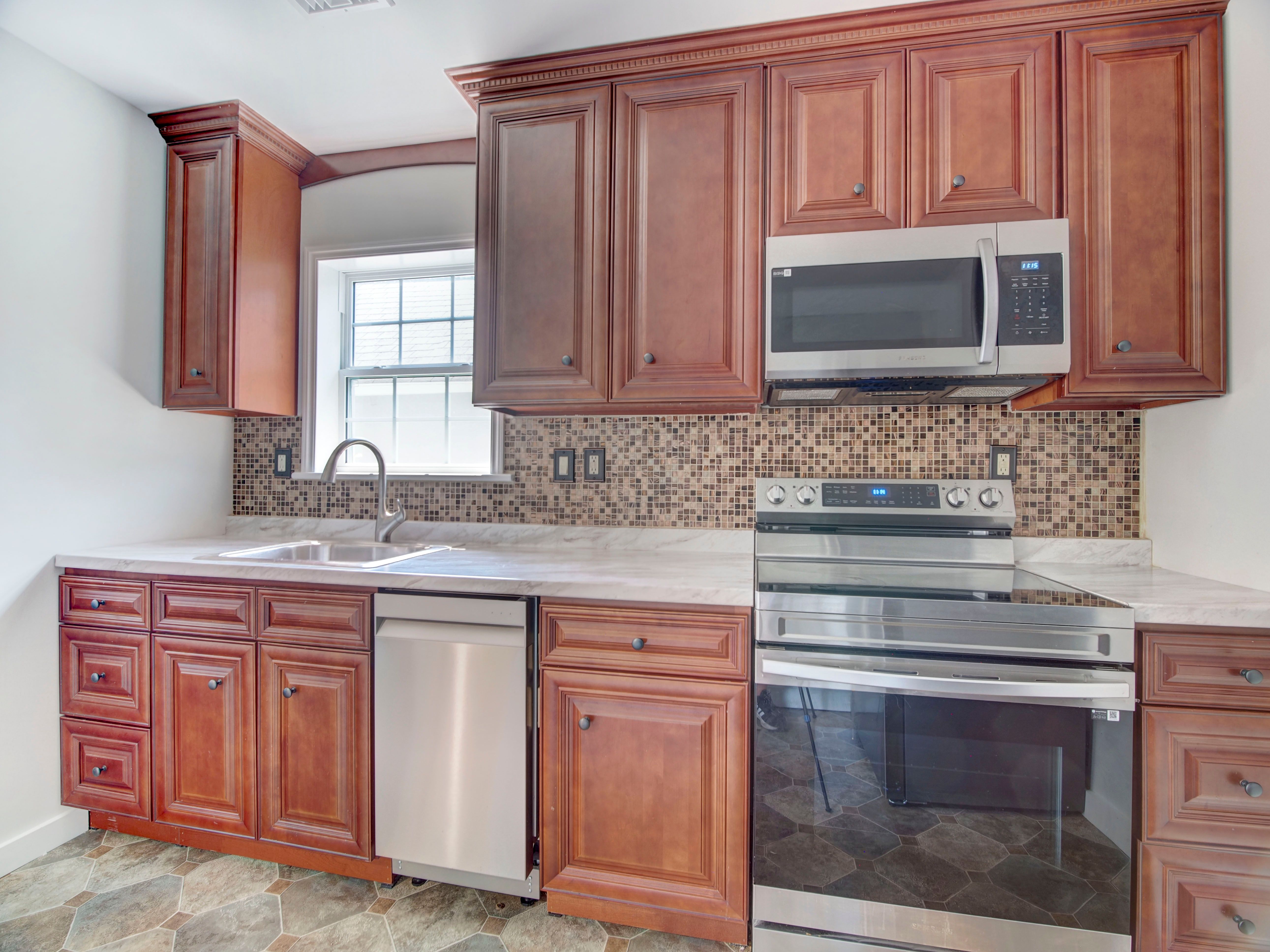60 Montague Place Unit 2