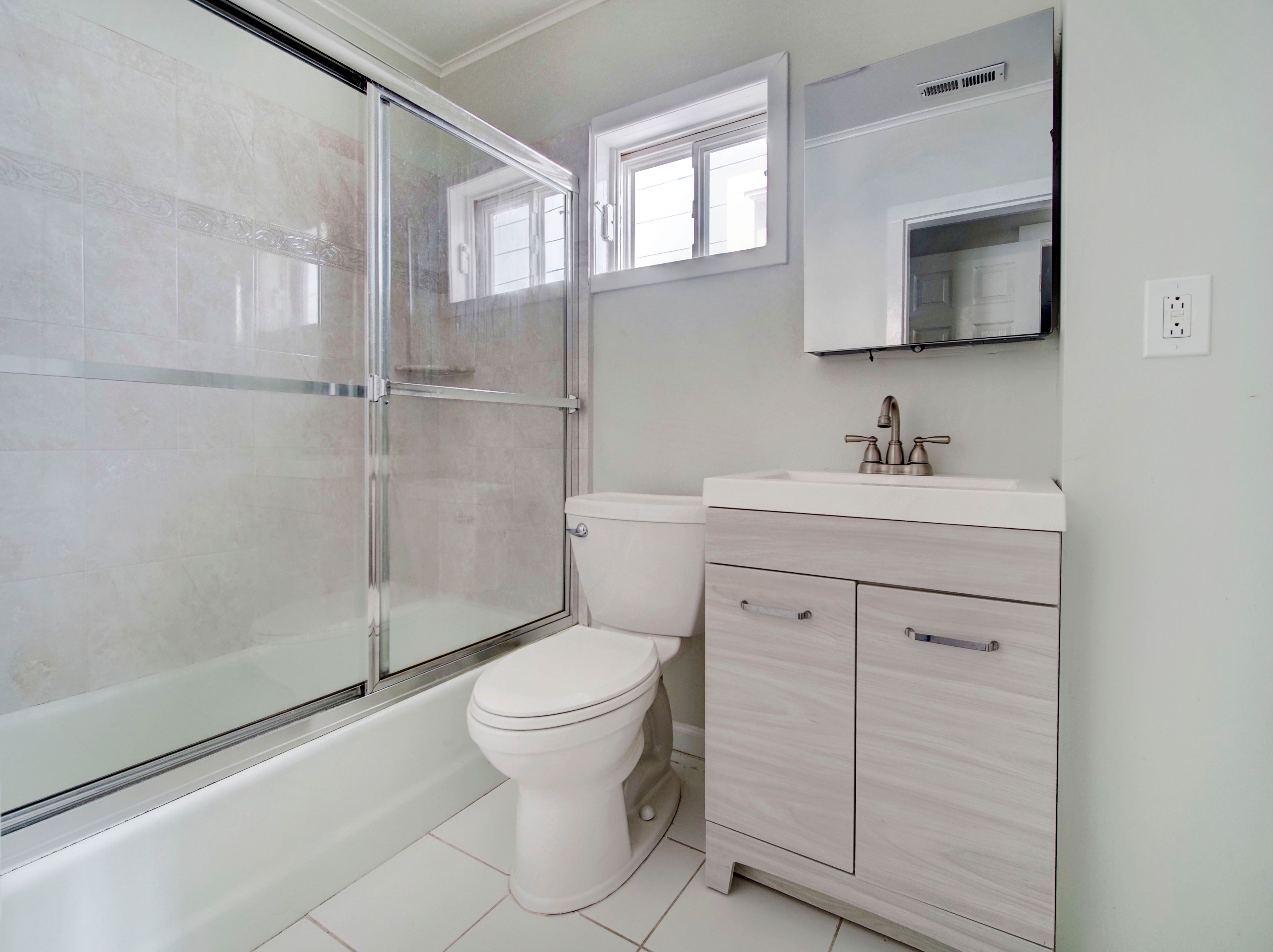 60 Montague Place Unit 2