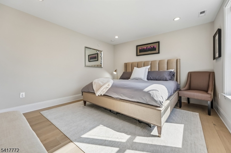 14 Chelsea Rd