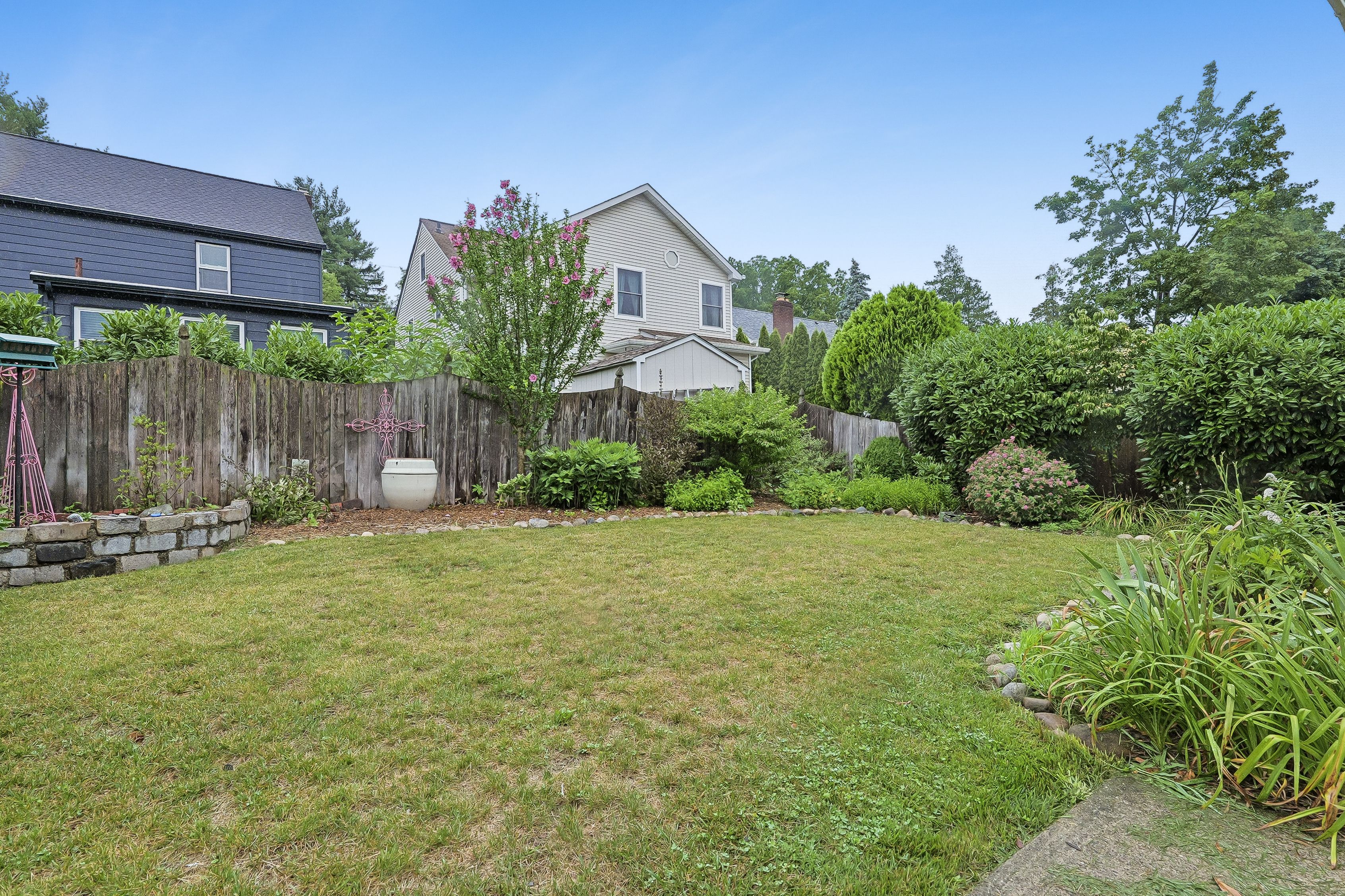 48 Claremont Avenue 