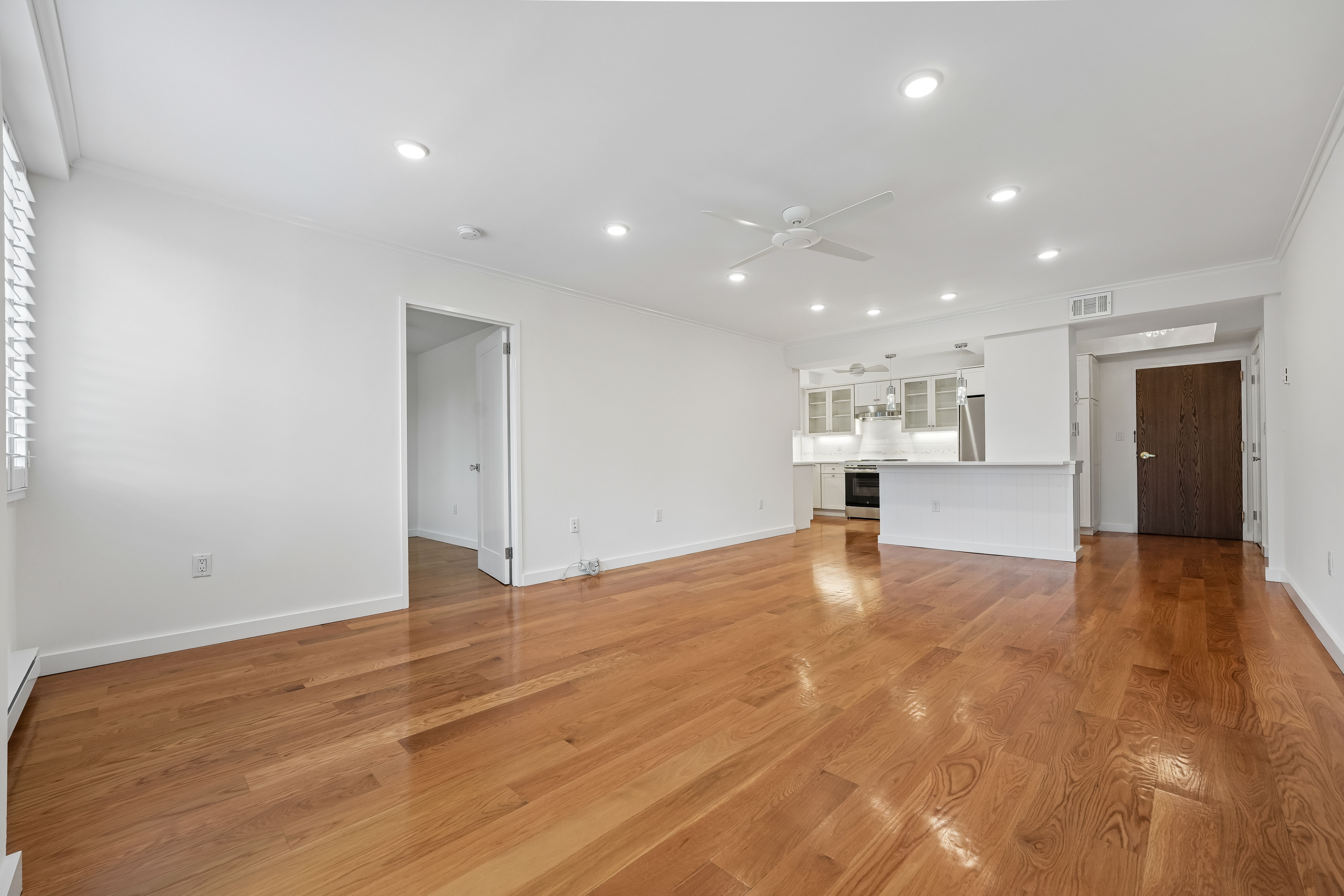 1 Euclid Avenue, #2E 