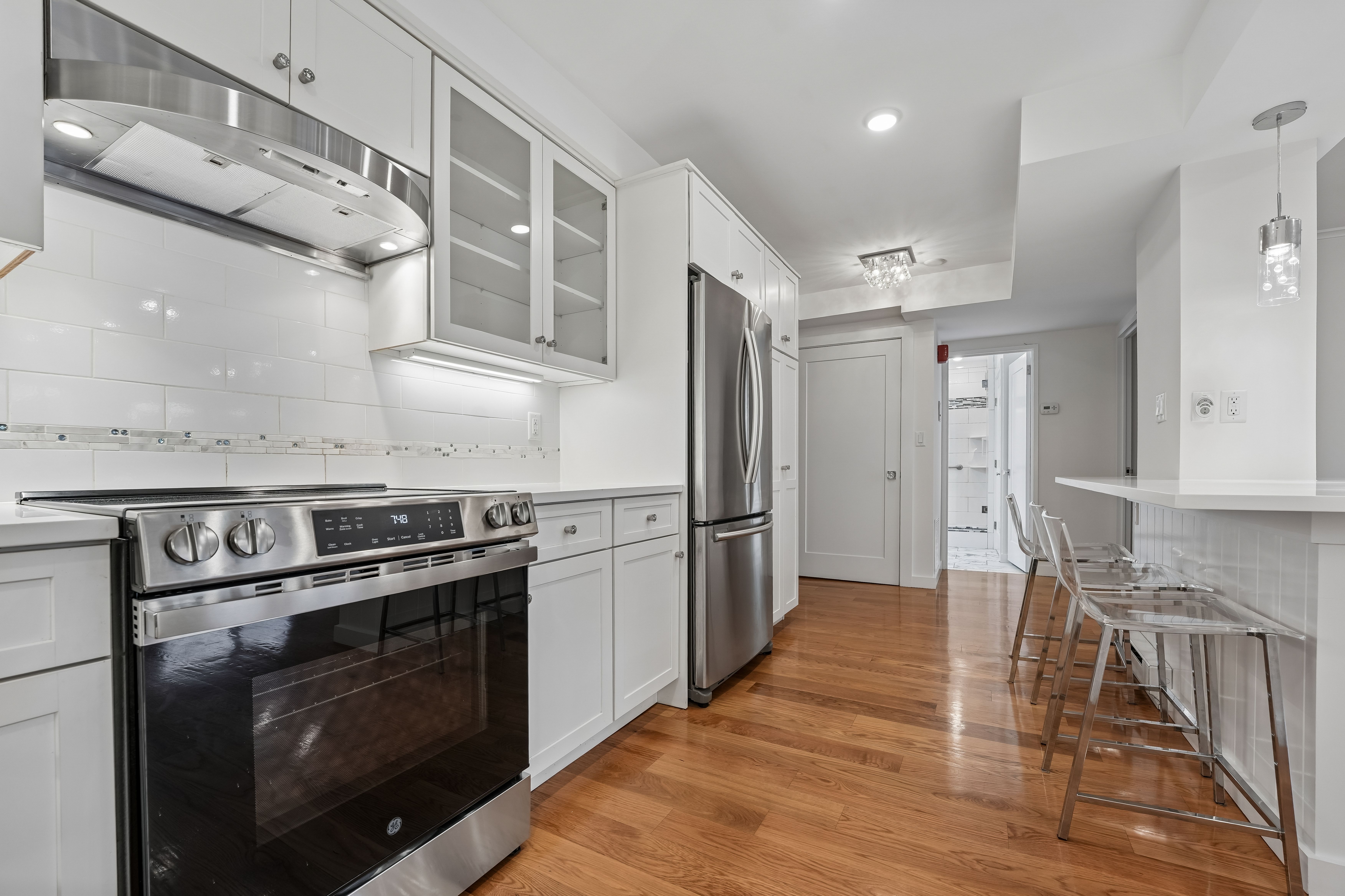 1 Euclid Avenue, #2E 