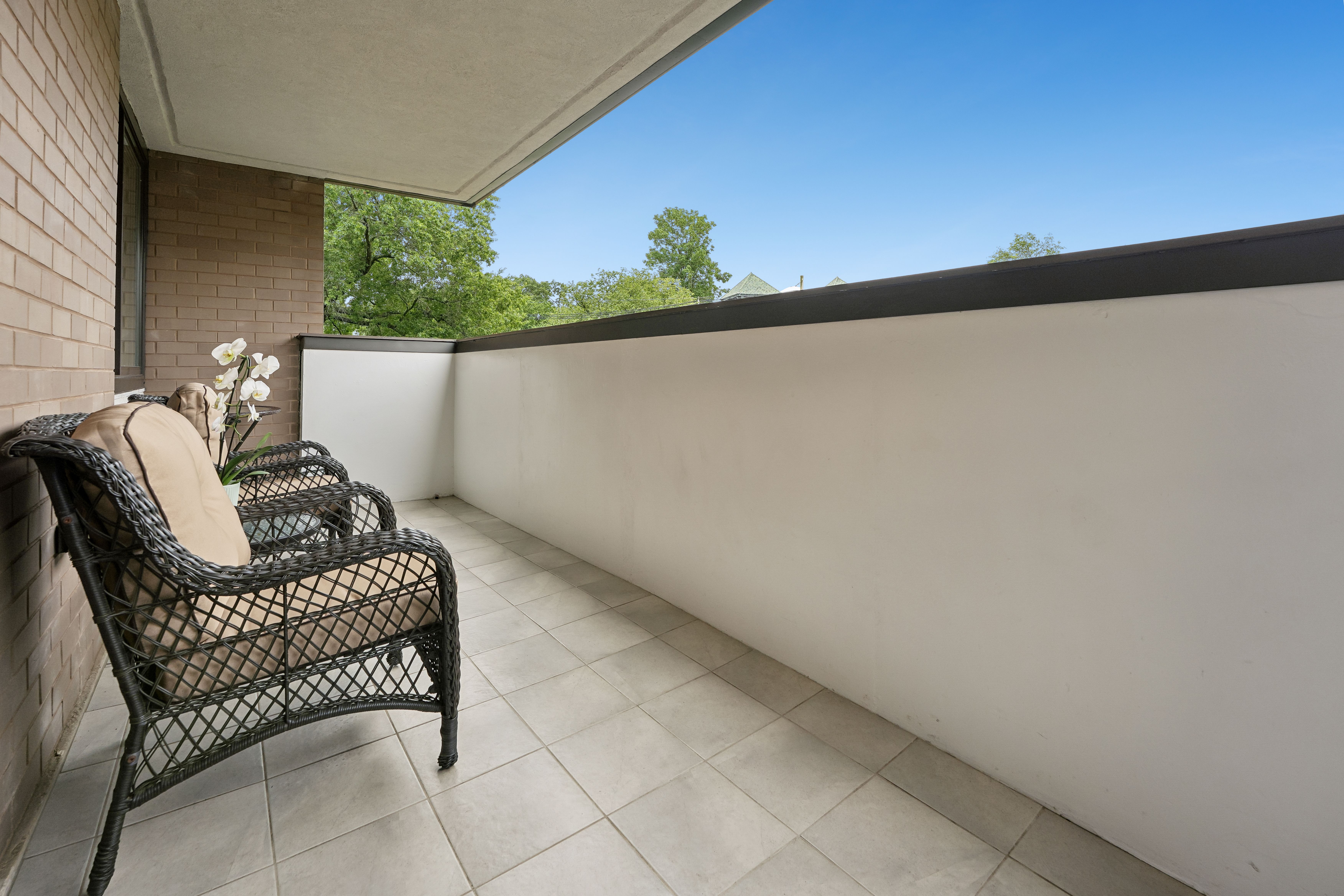 1 Euclid Avenue, #2E 