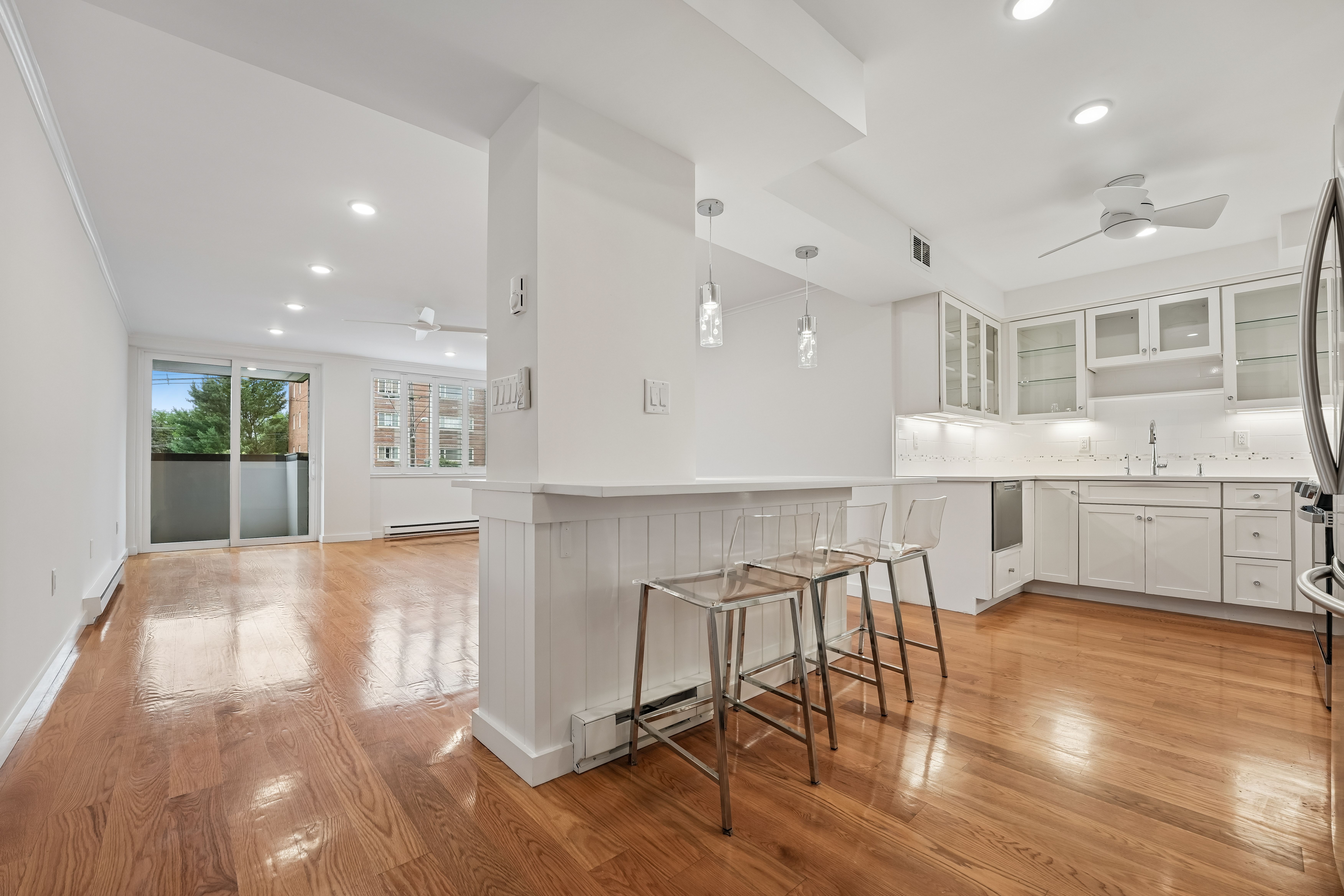 1 Euclid Avenue, #2E 