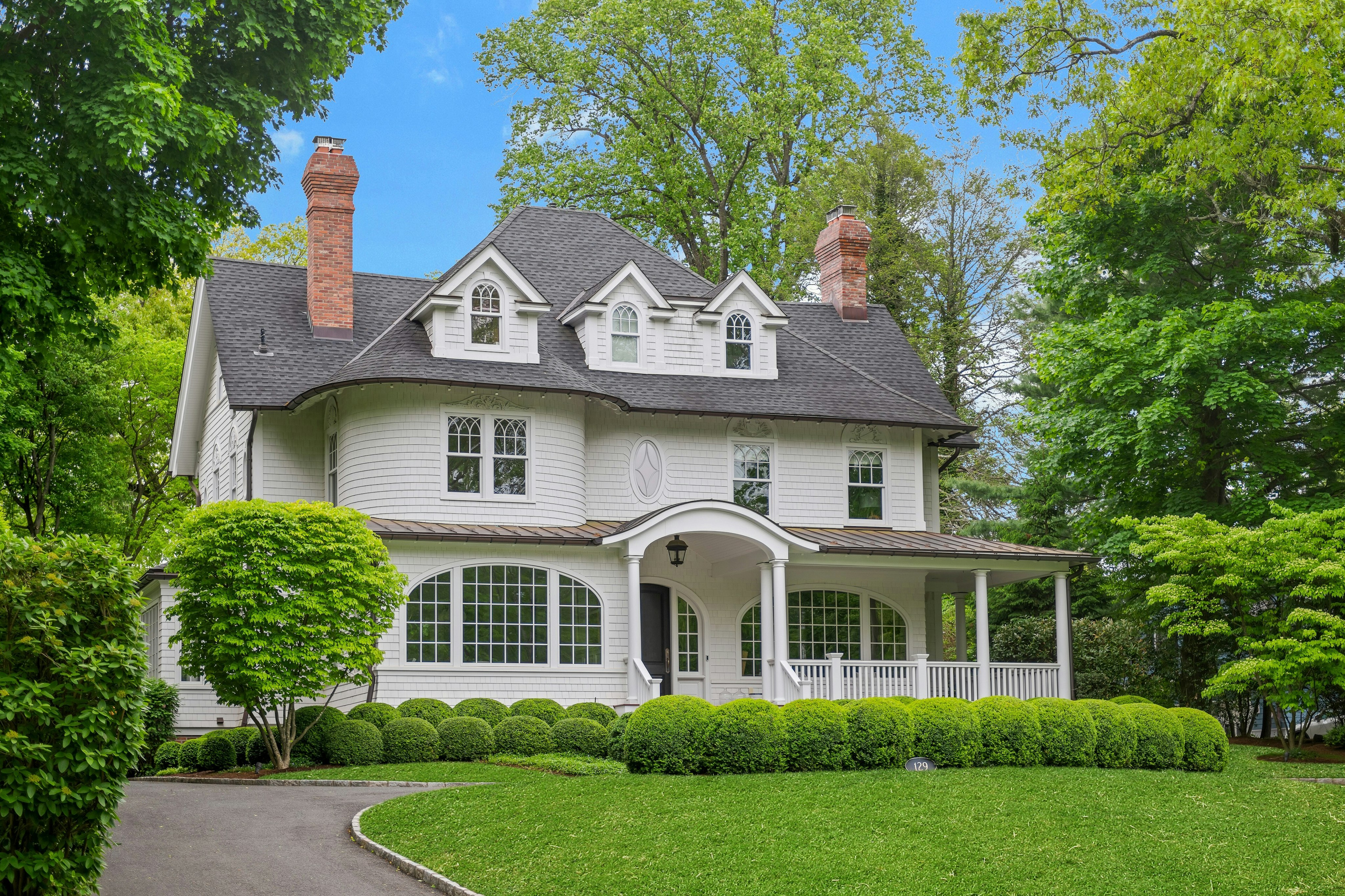 129 Hobart Avenue 