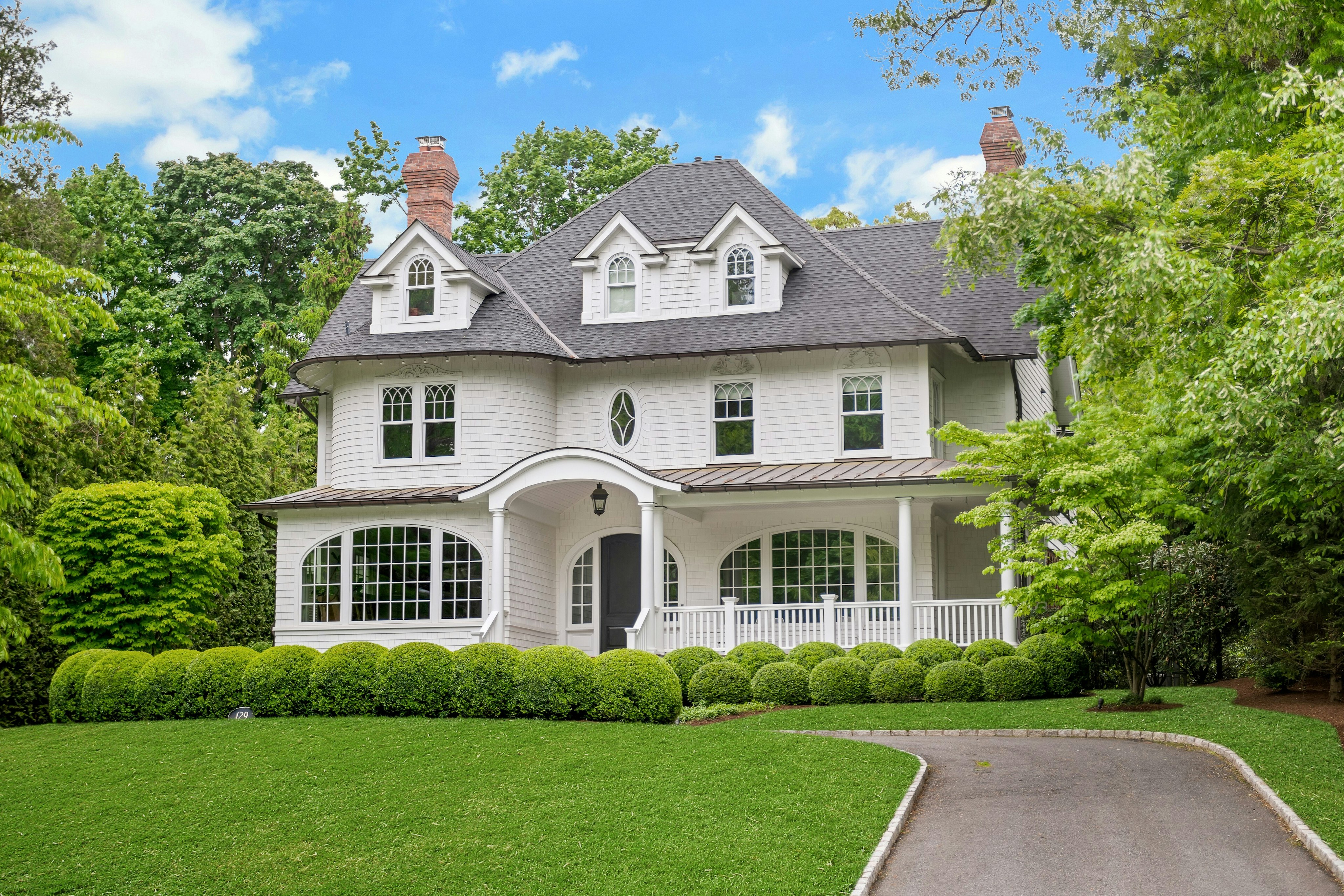 129 Hobart Avenue 