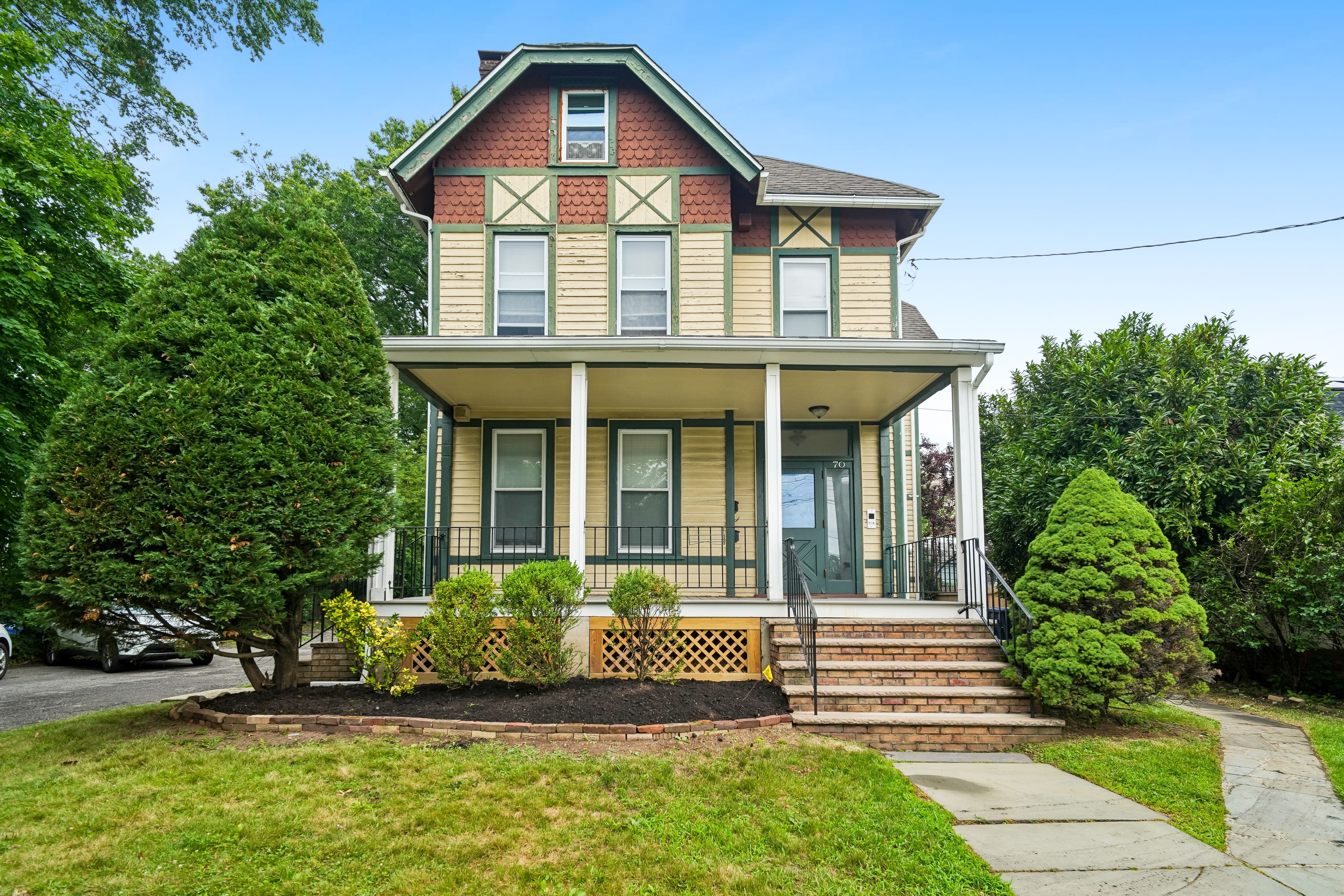 70 Elm Street 