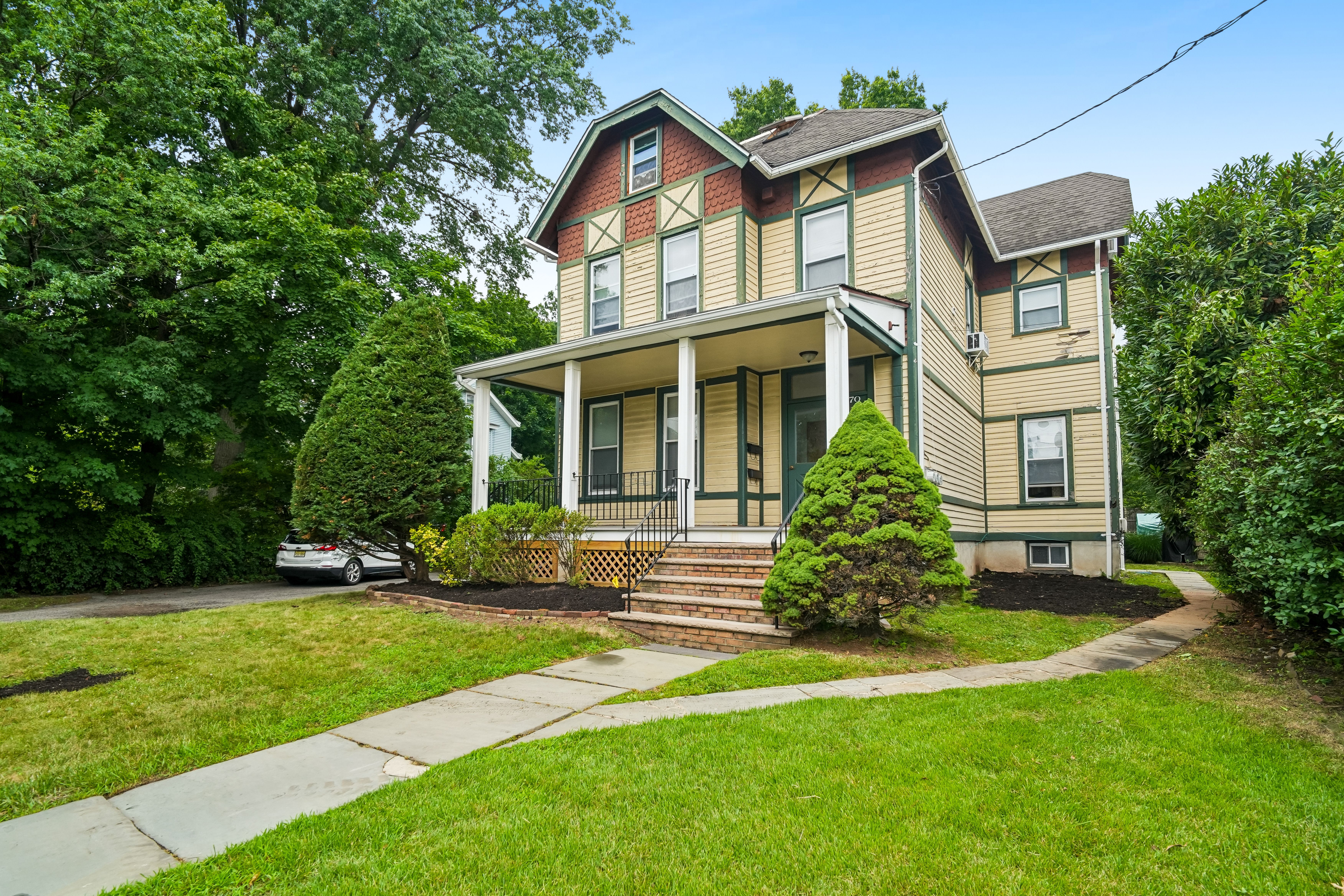 70 Elm Street 