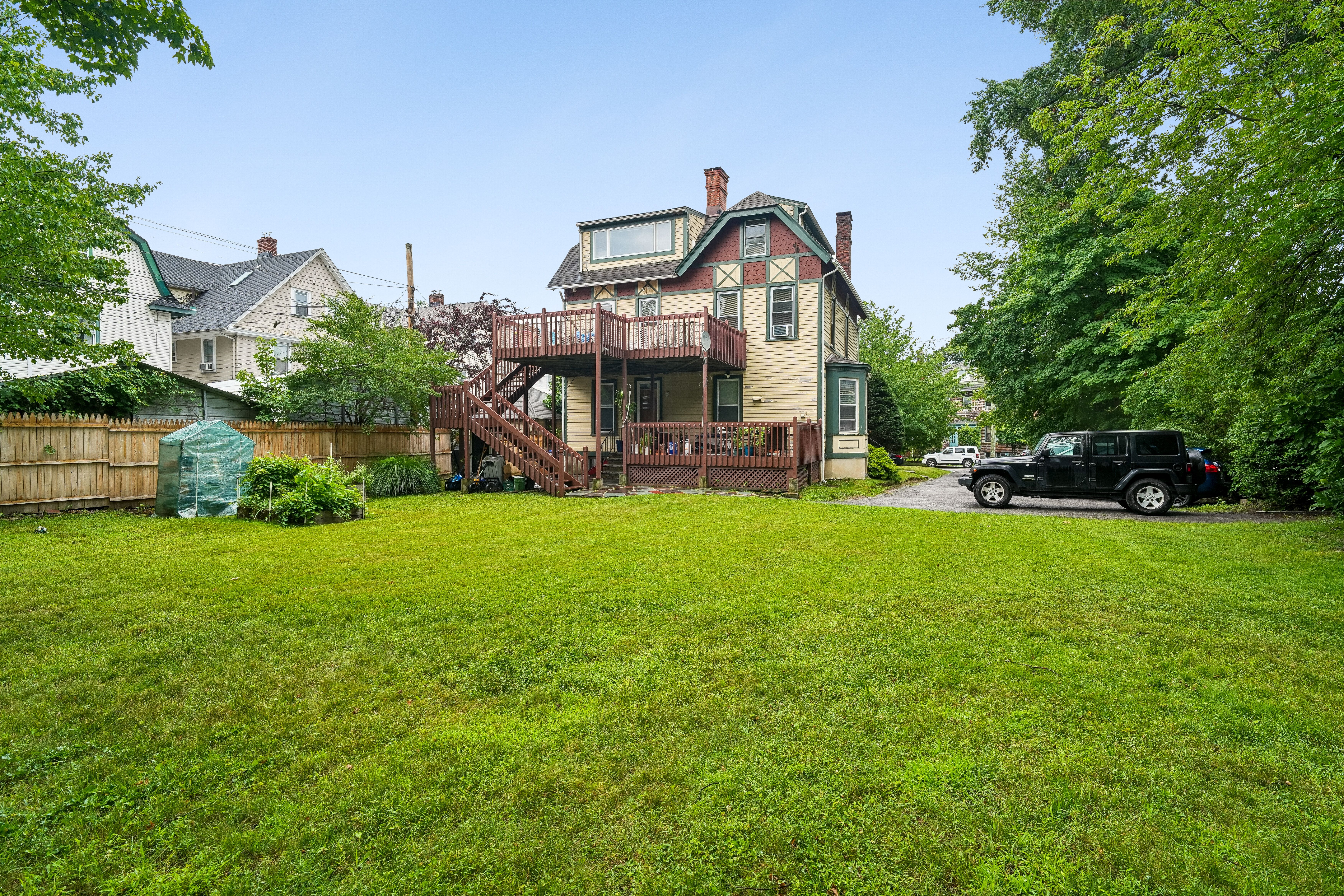 70 Elm Street 