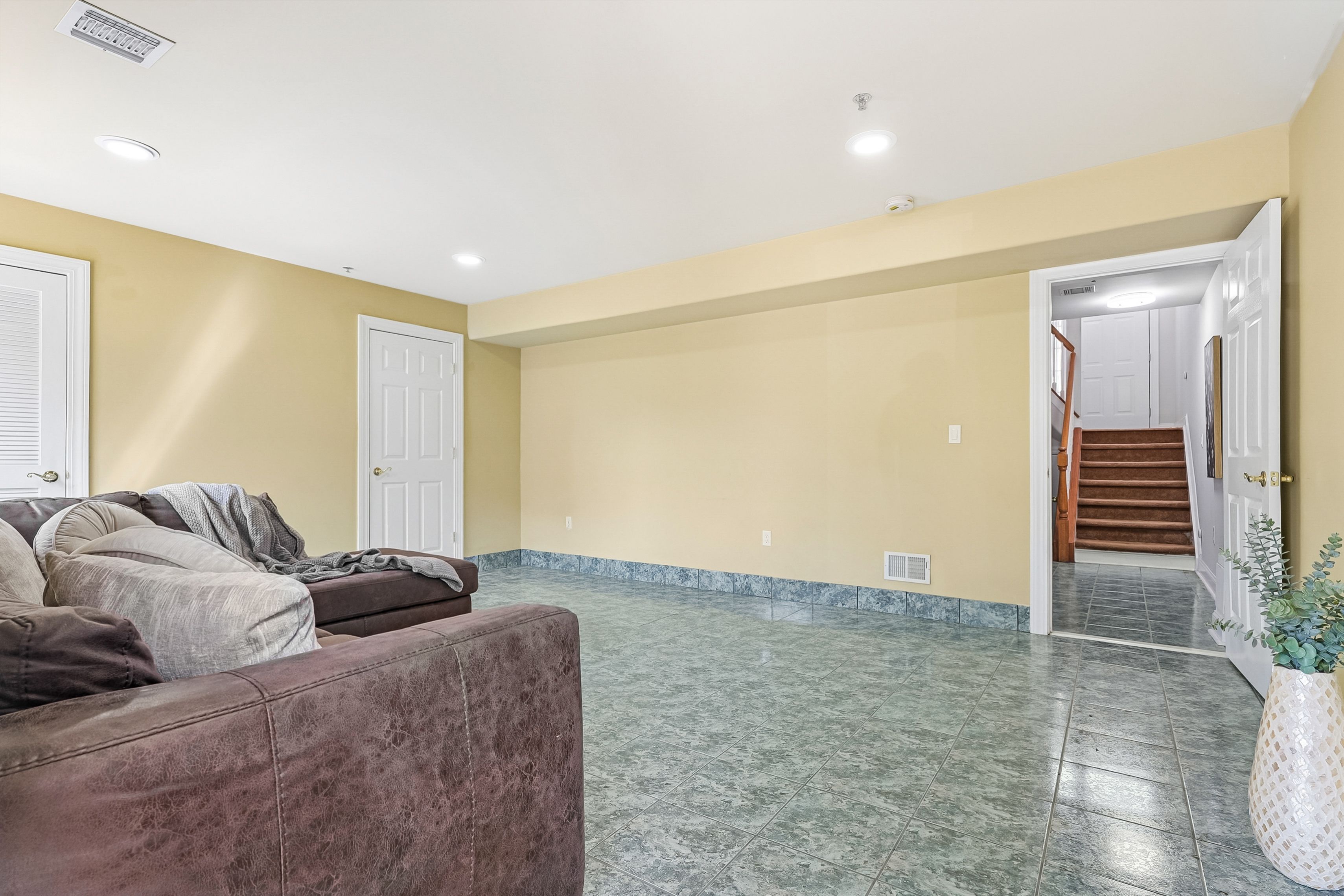 1366 Genovese Lane 