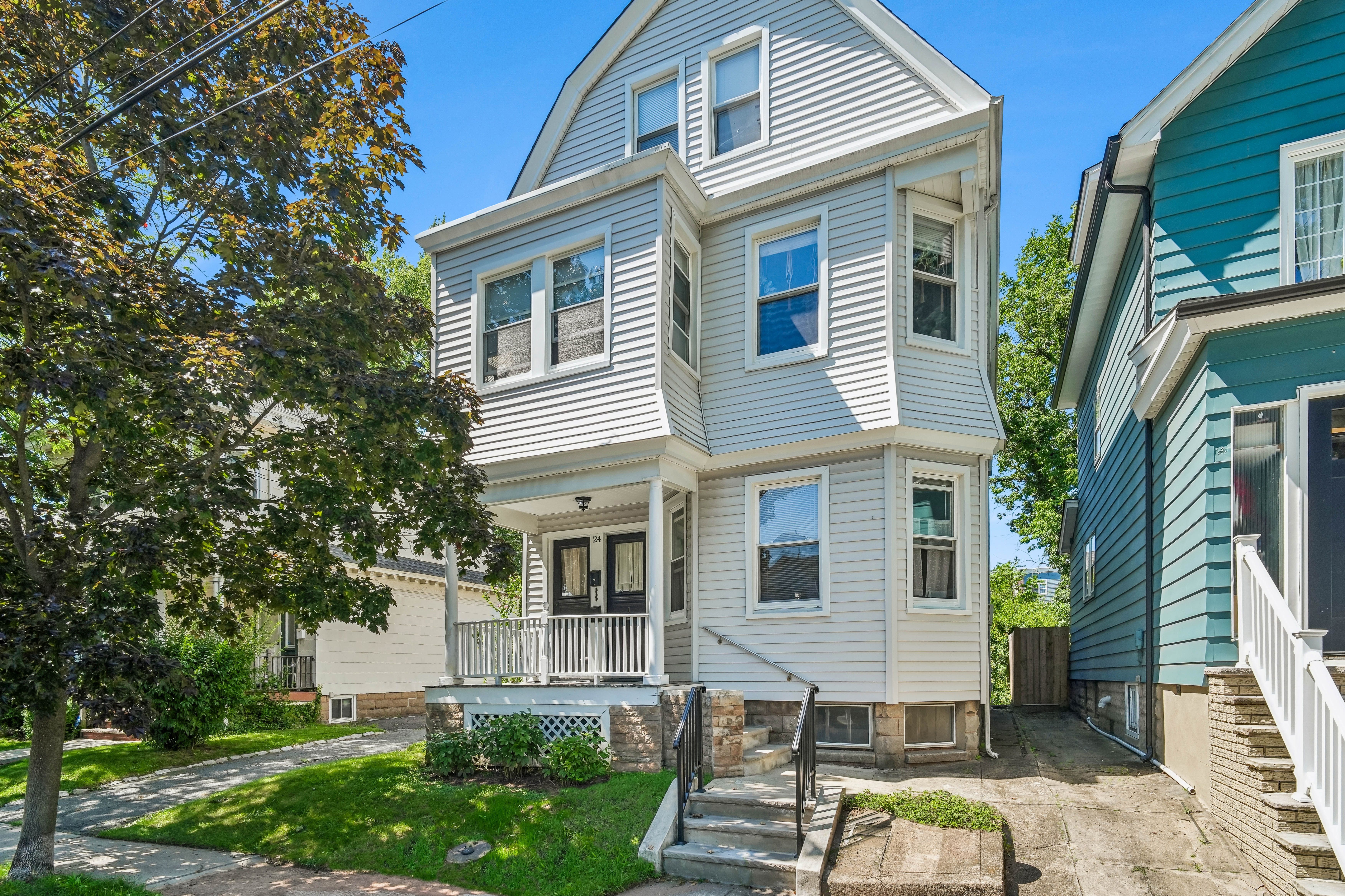24 Franklin Avenue 
