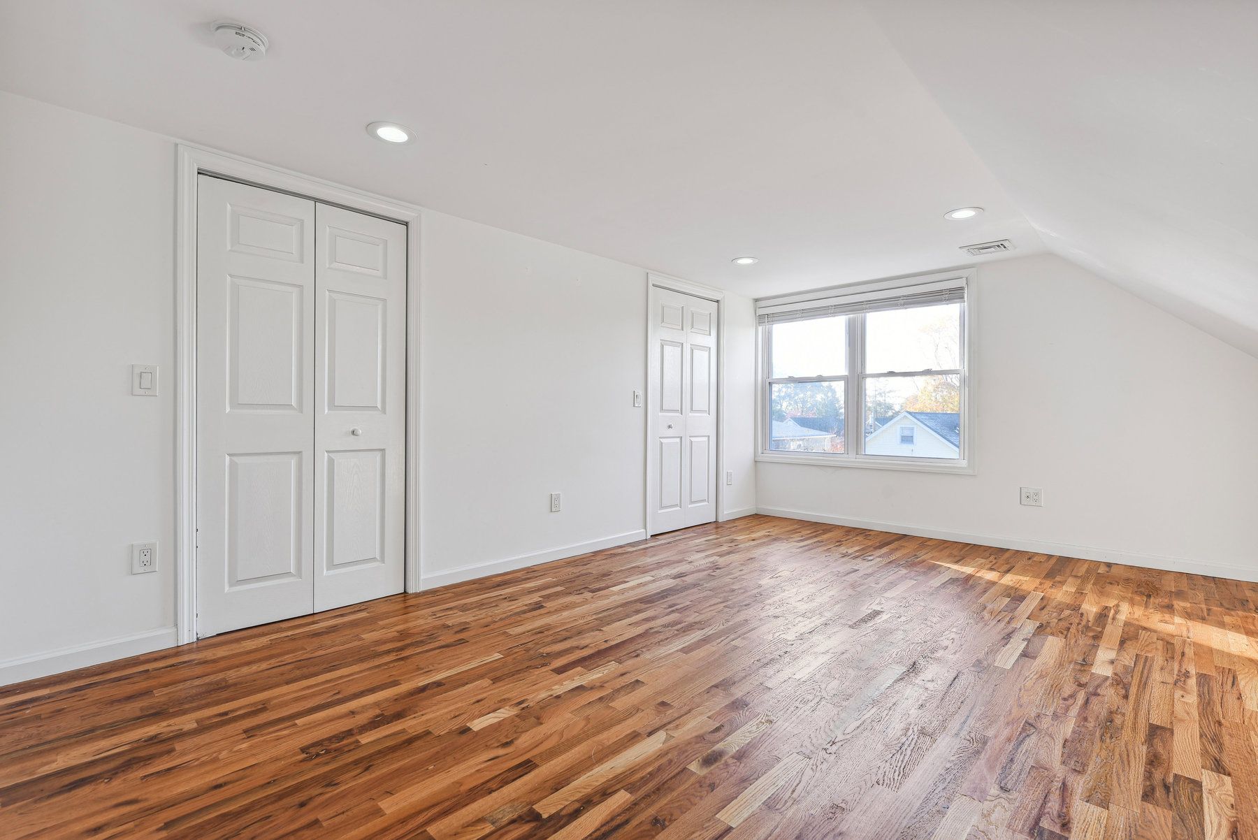 43 Howe Avenue 