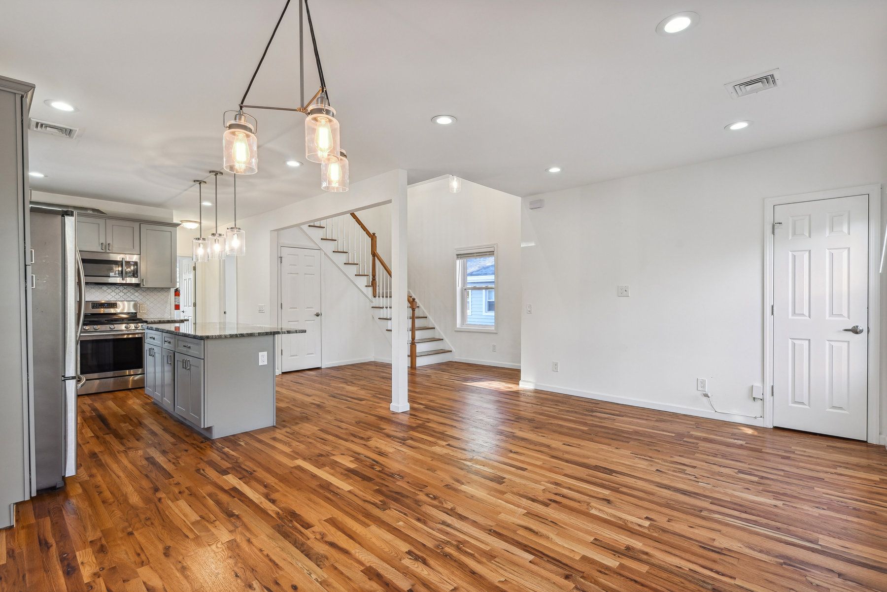 43 Howe Avenue 