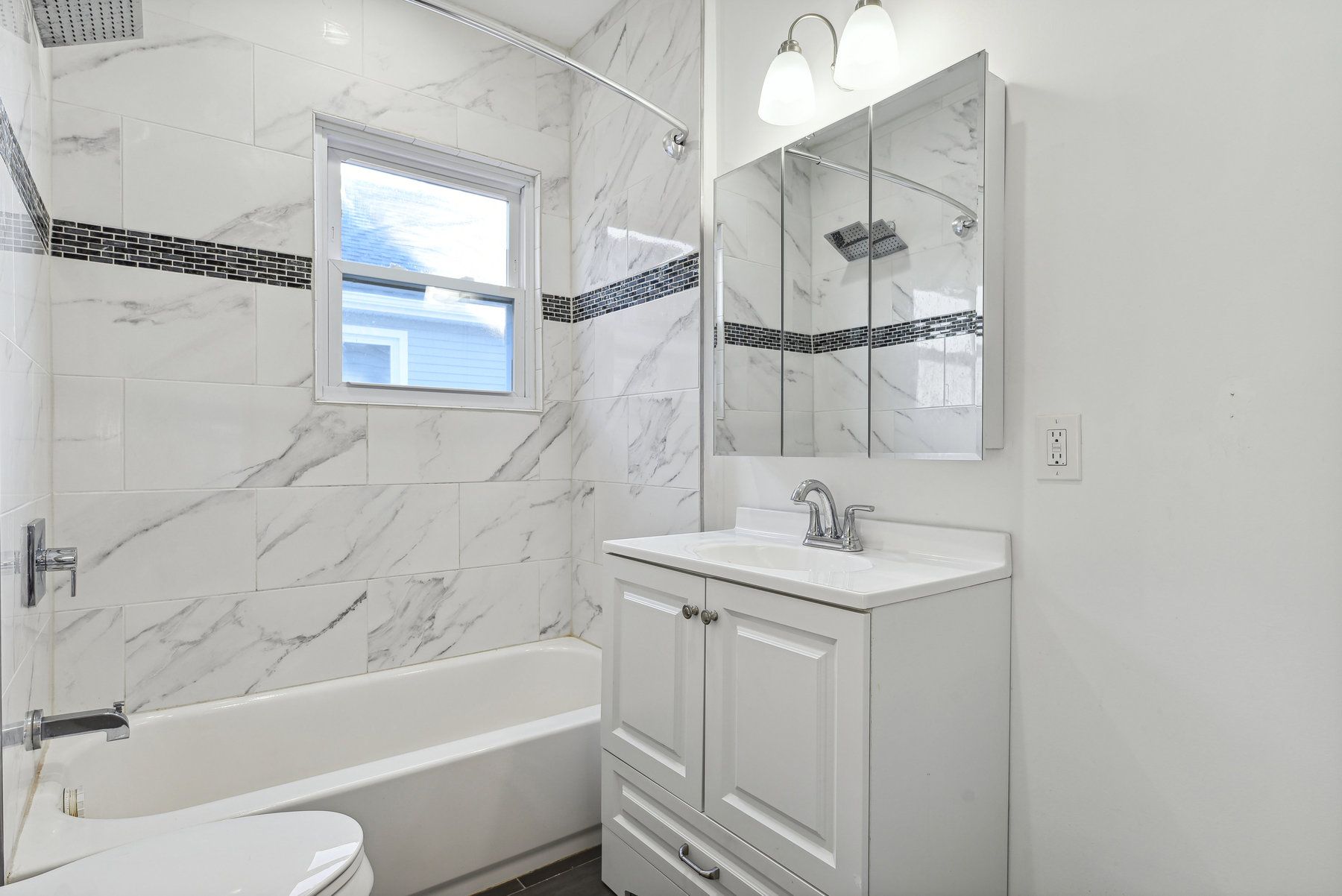 43 Howe Avenue 