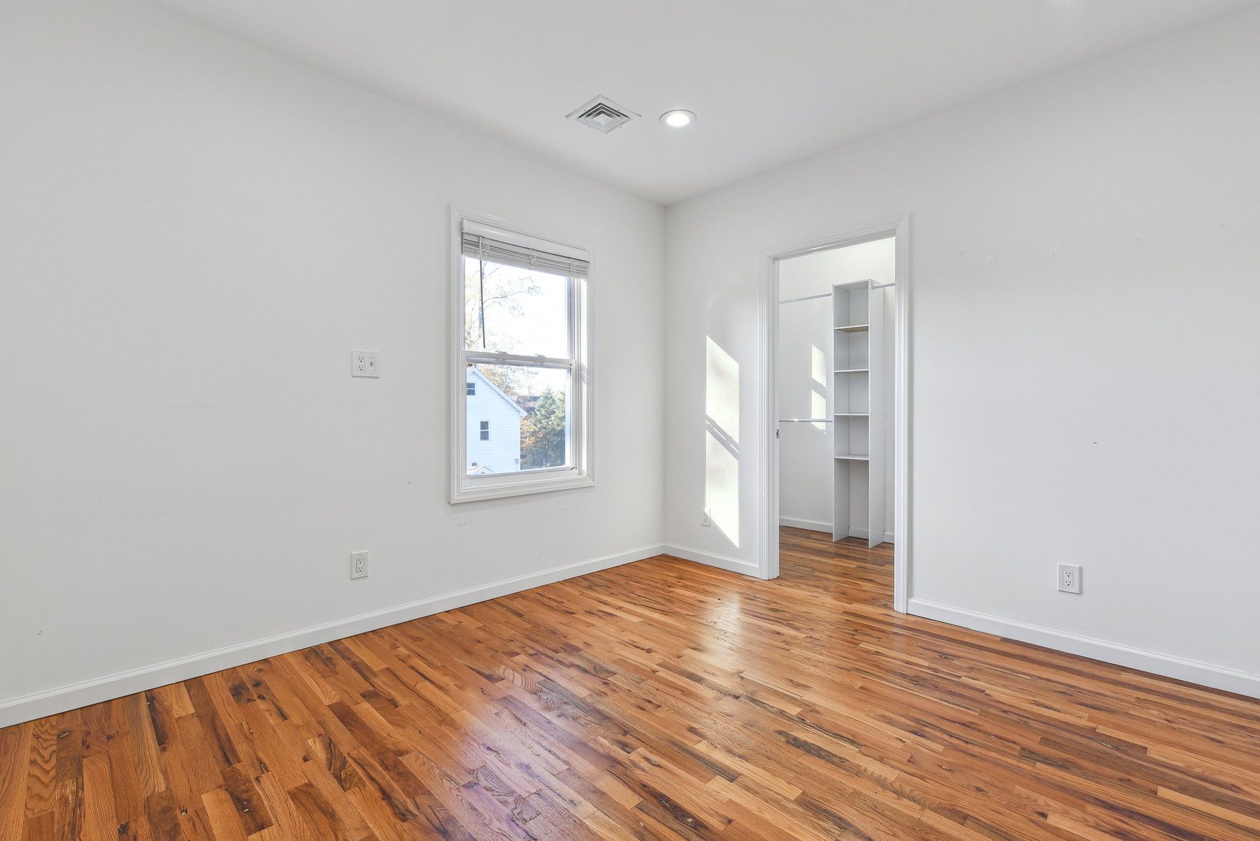 43 Howe Avenue 