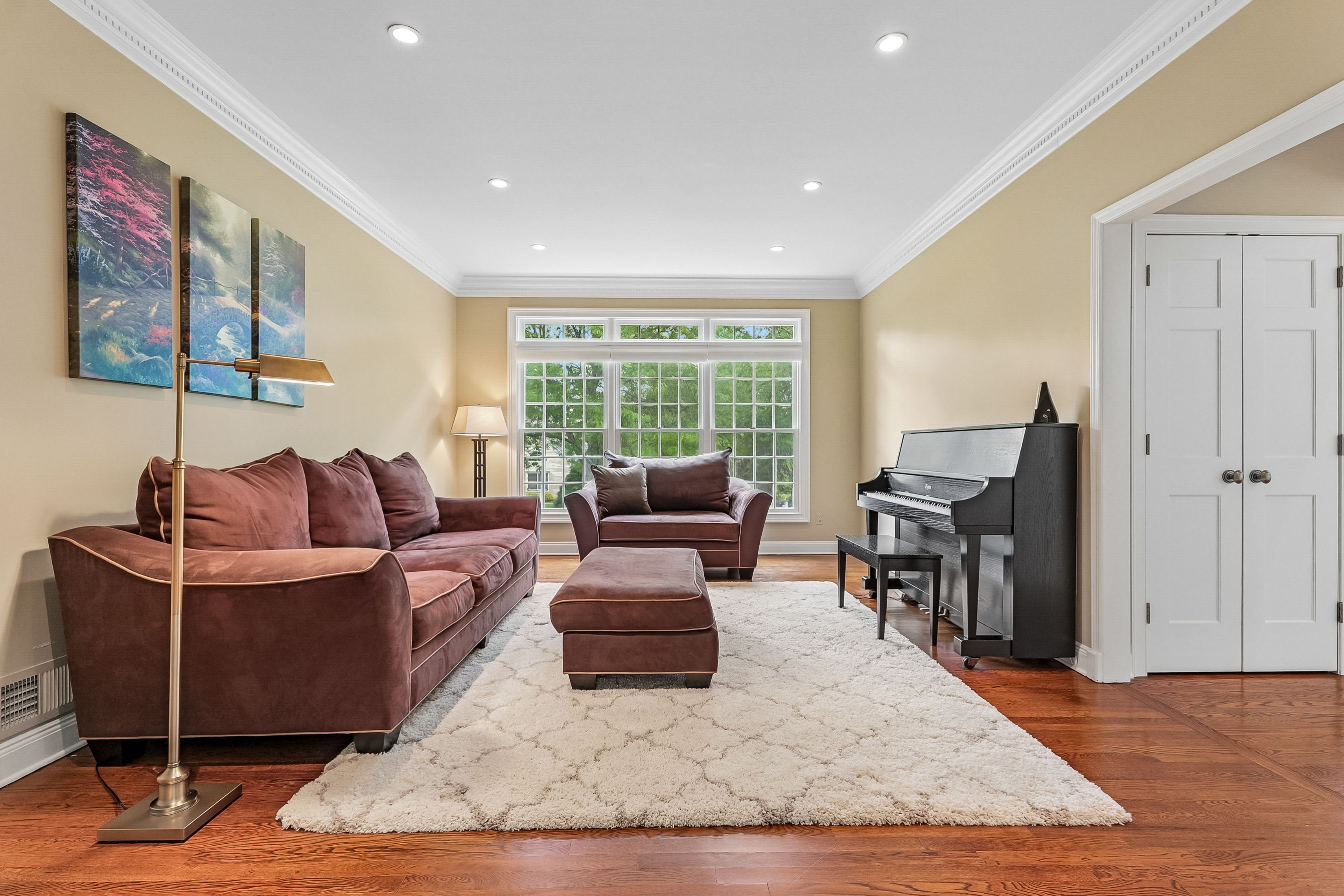 4 Hawkes Court 