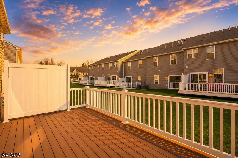 49 Owen Ct
