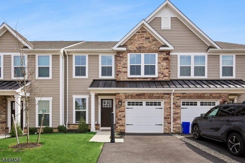 49 Owen Ct