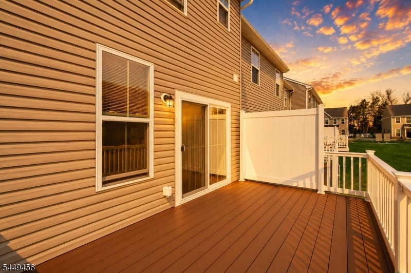 49 Owen Ct