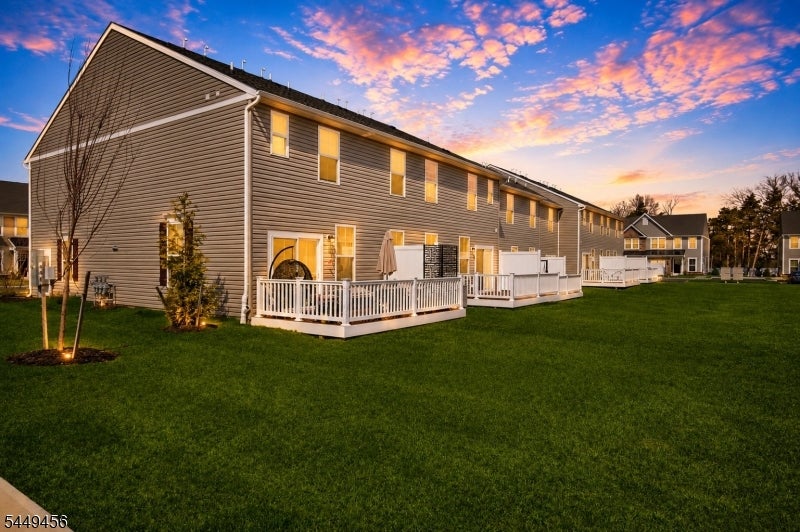 49 Owen Ct