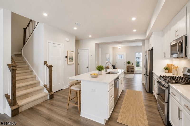 49 Owen Ct
