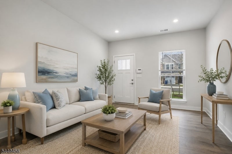 49 Owen Ct