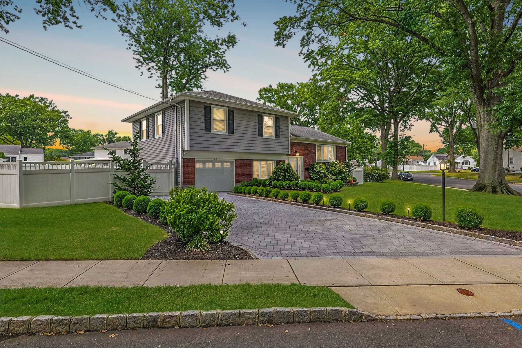 40 Oleander Way 
