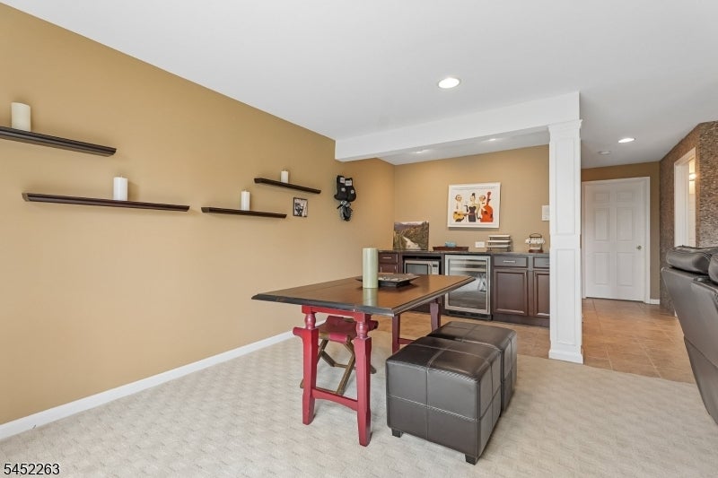 44 King George Rd