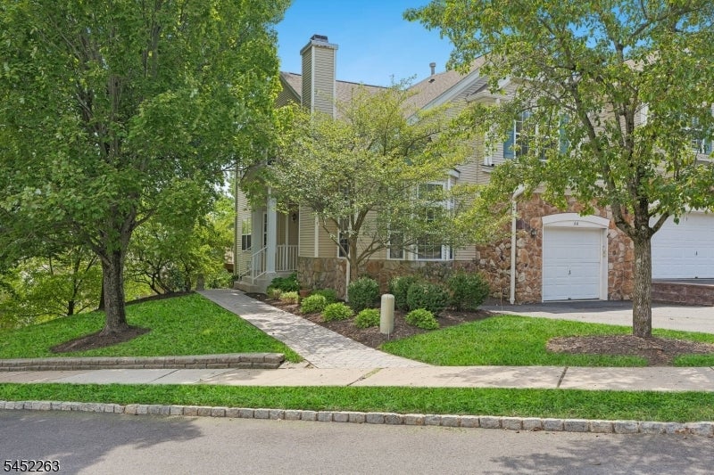 44 King George Rd