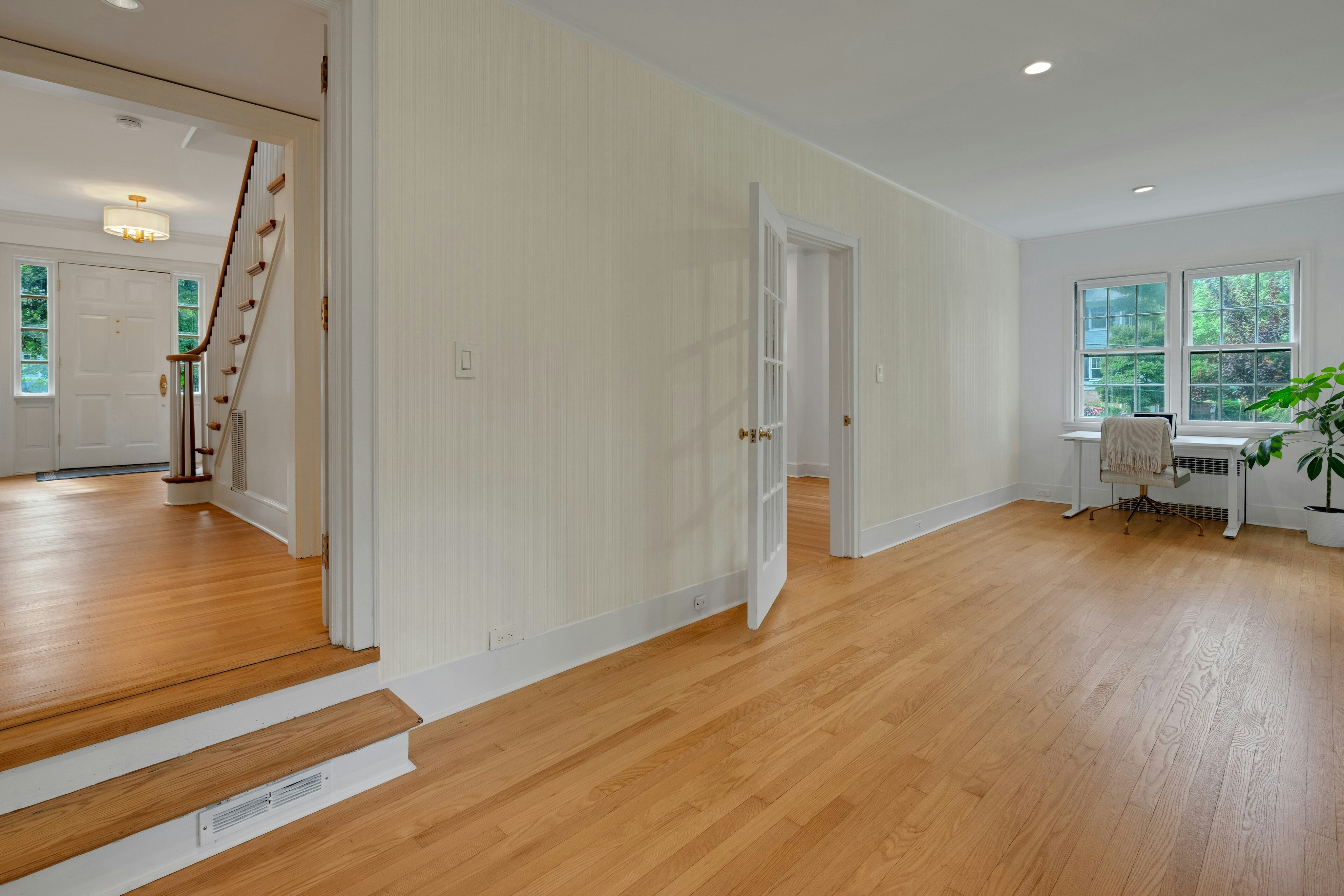 158 Bellevue Avenue 