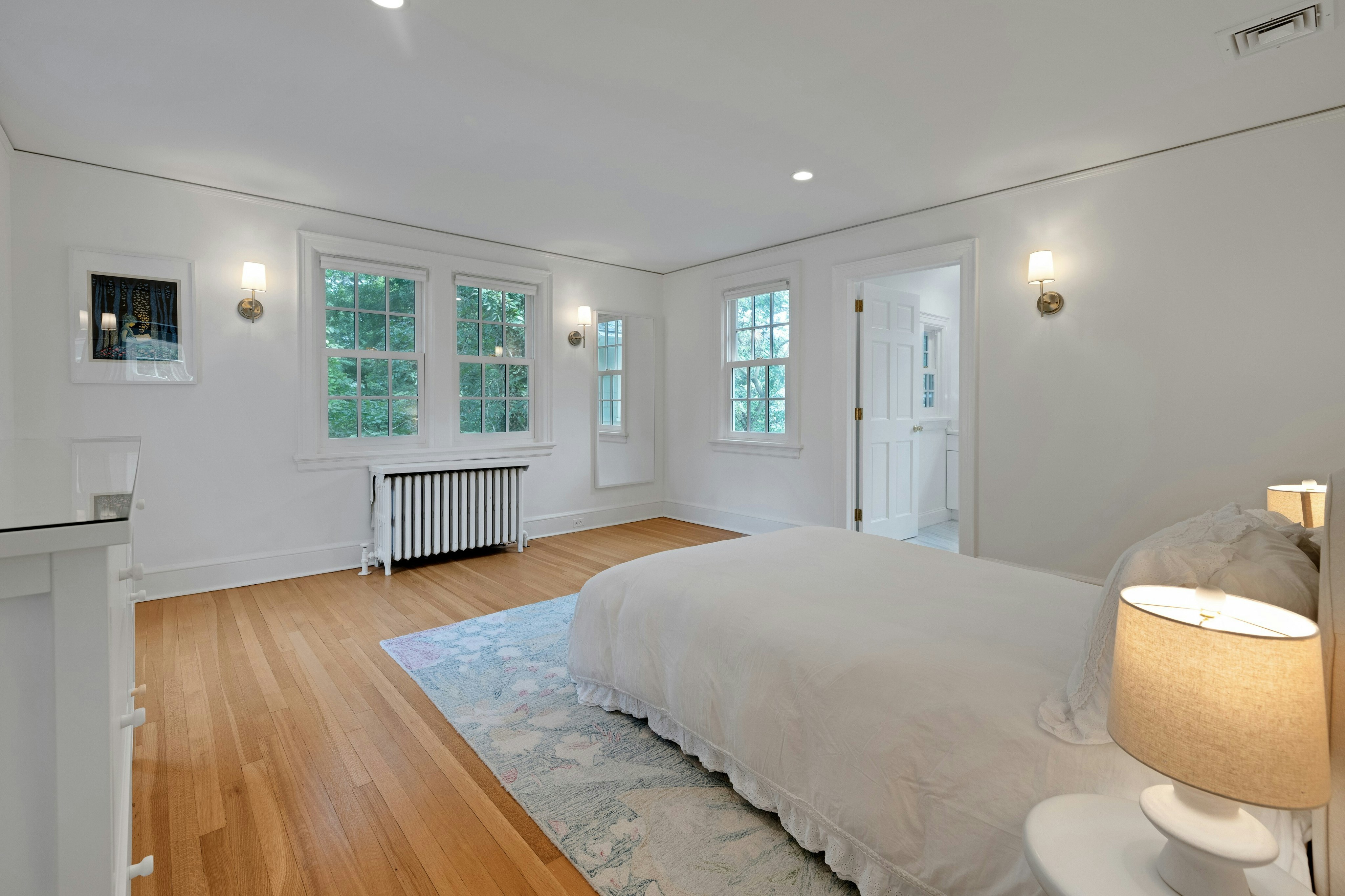 158 Bellevue Avenue 