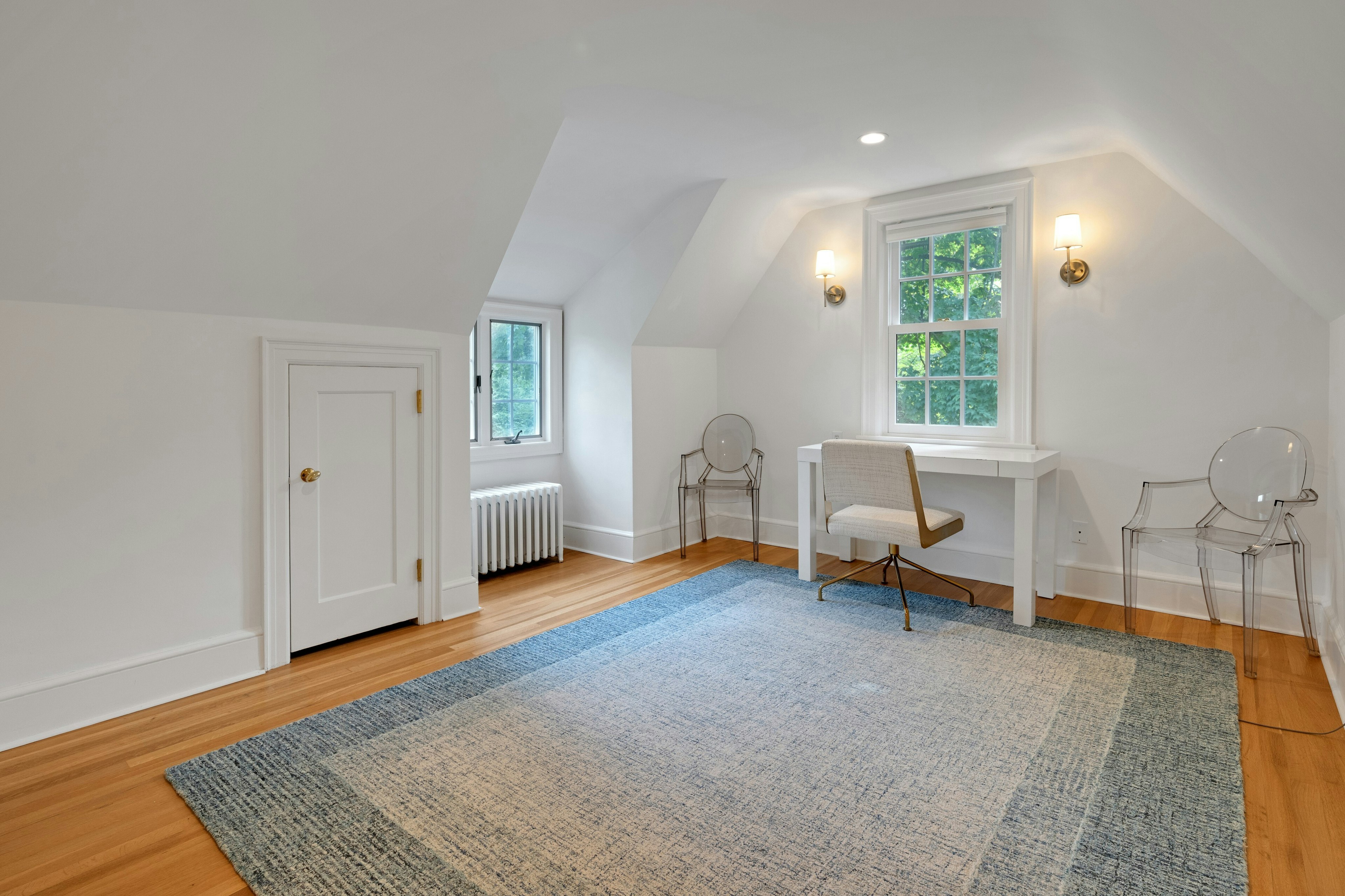 158 Bellevue Avenue 