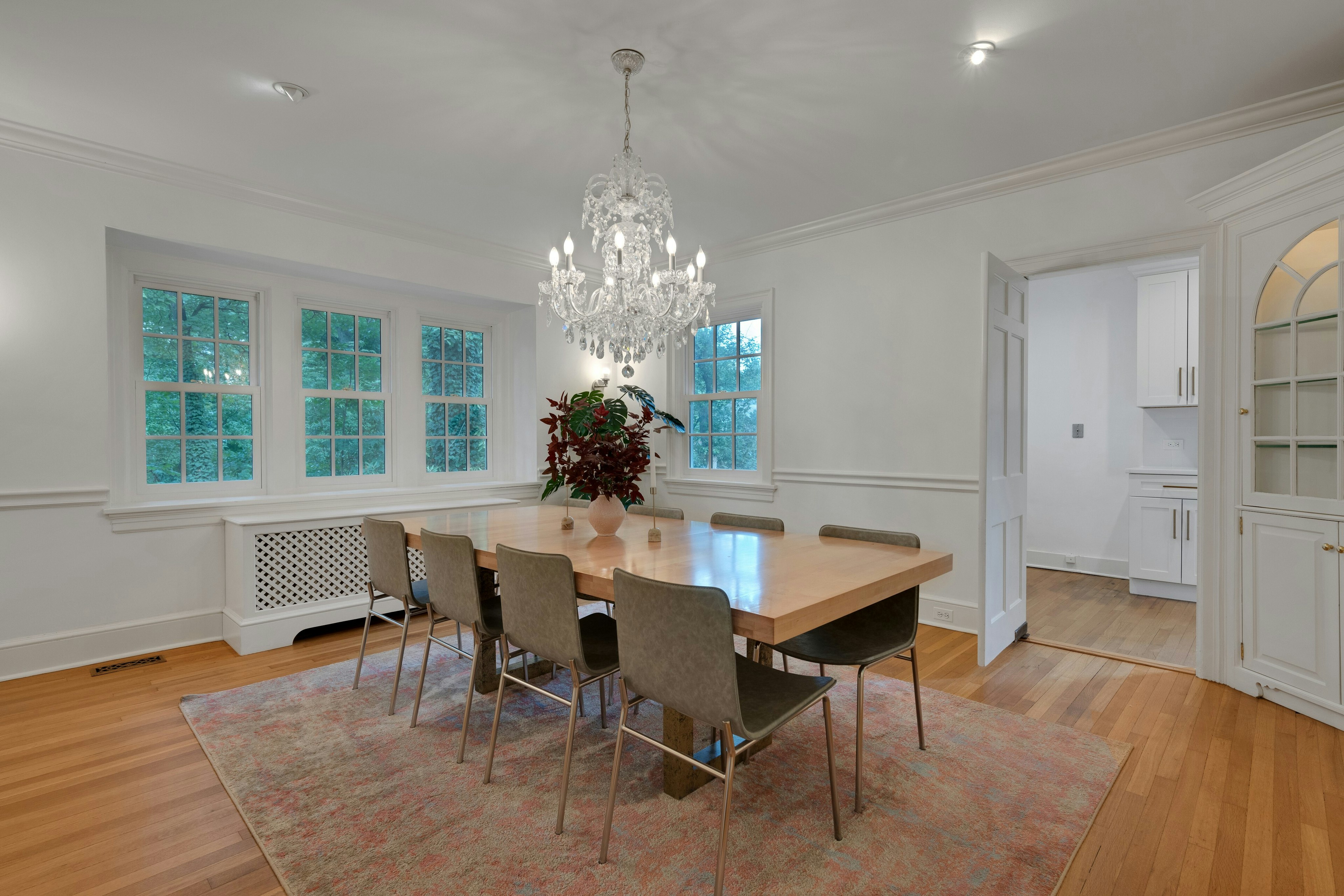 158 Bellevue Avenue 