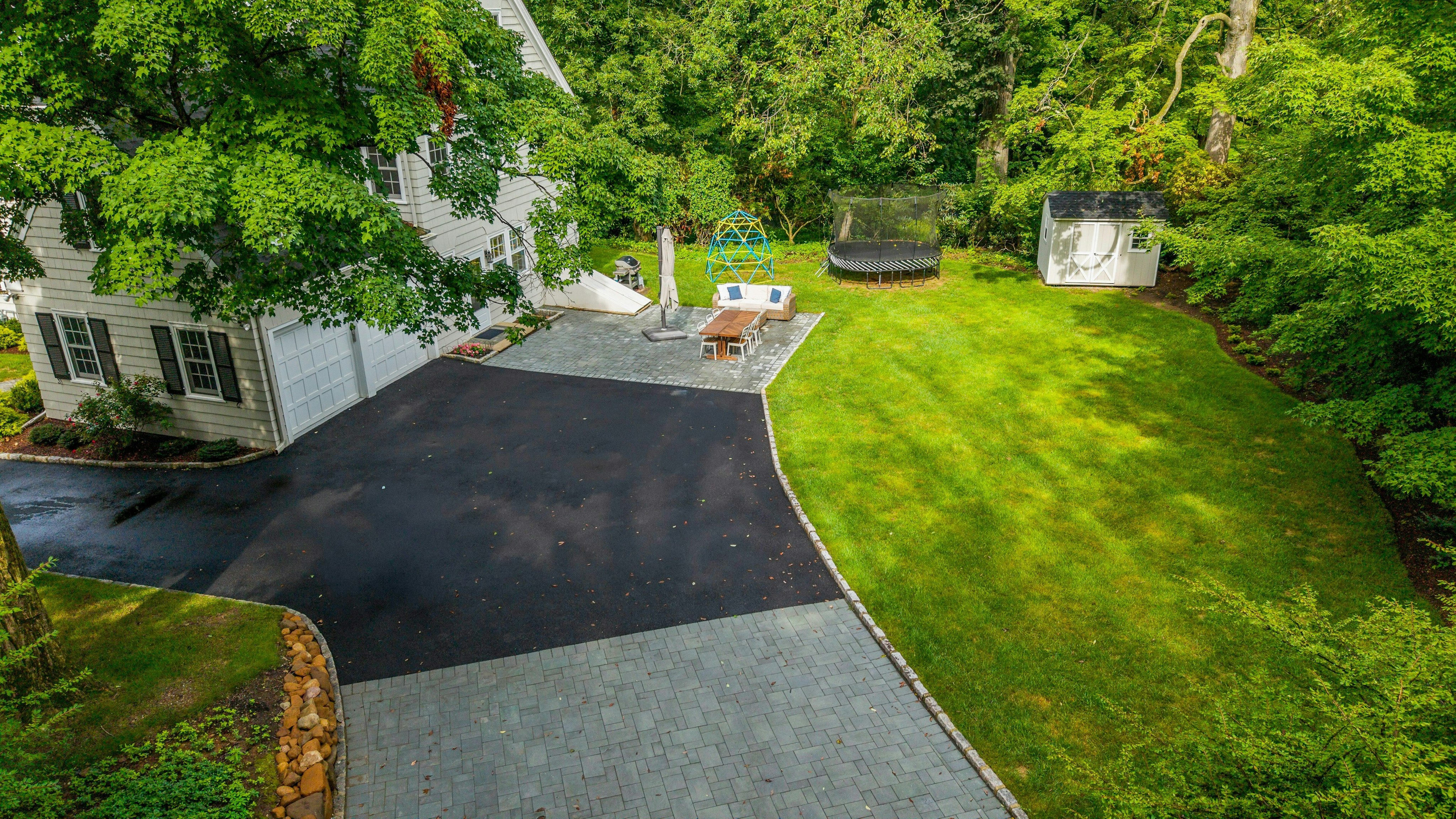 158 Bellevue Avenue 