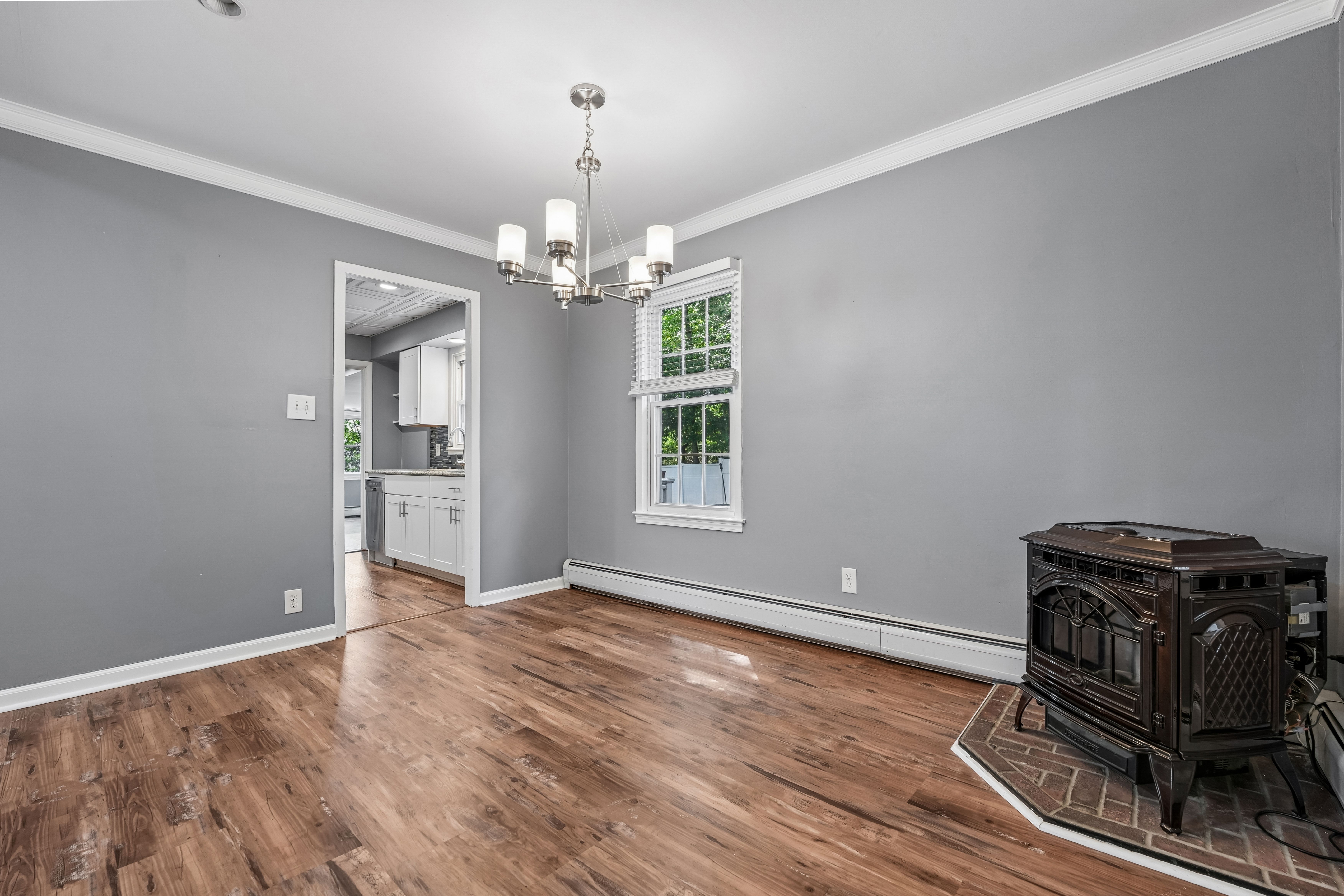 6 Woodlawn Terrace 