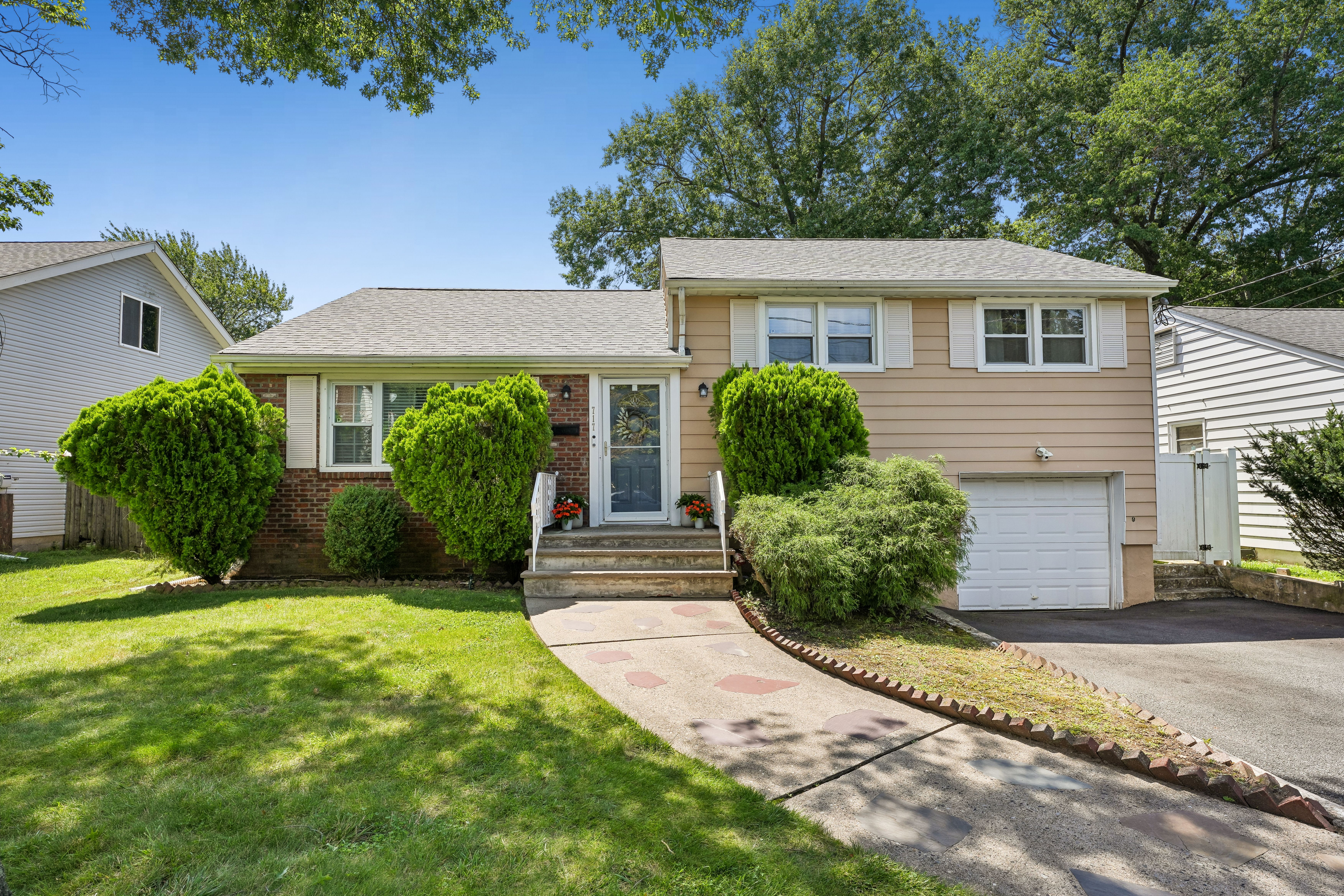 717 Prospect Avenue 