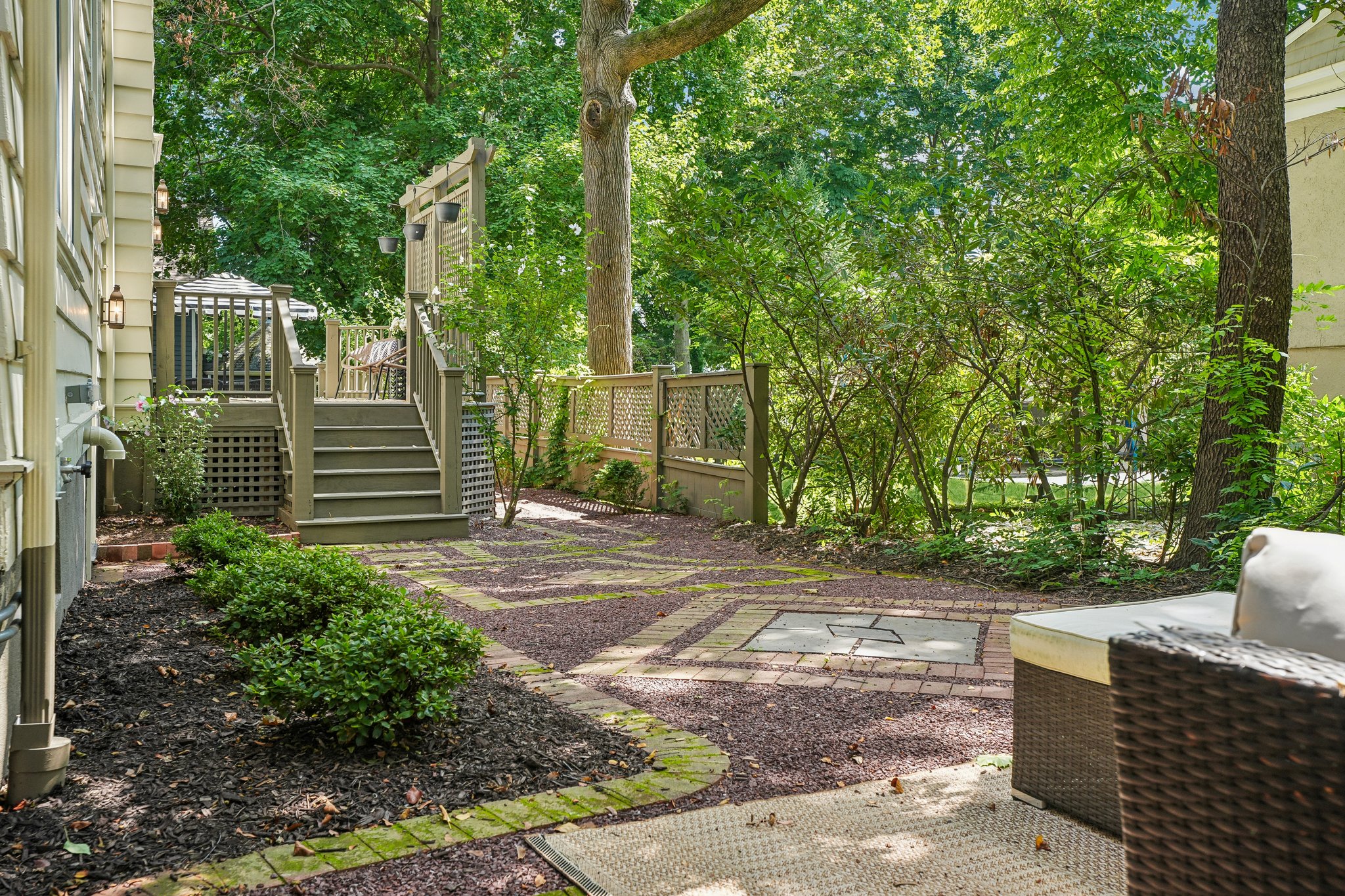 150 Gordonhurst Avenue 