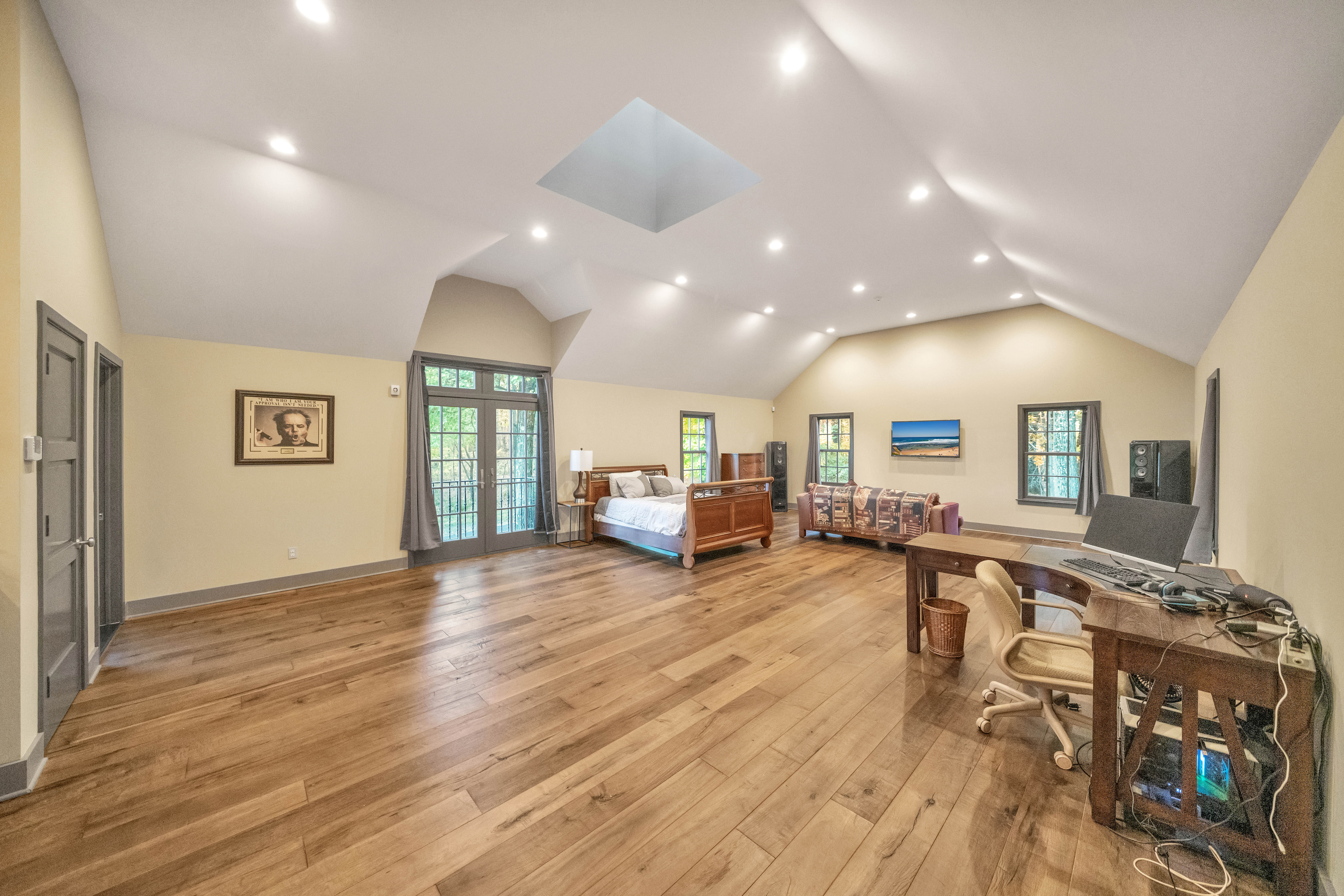 211 Mountainview Estate 